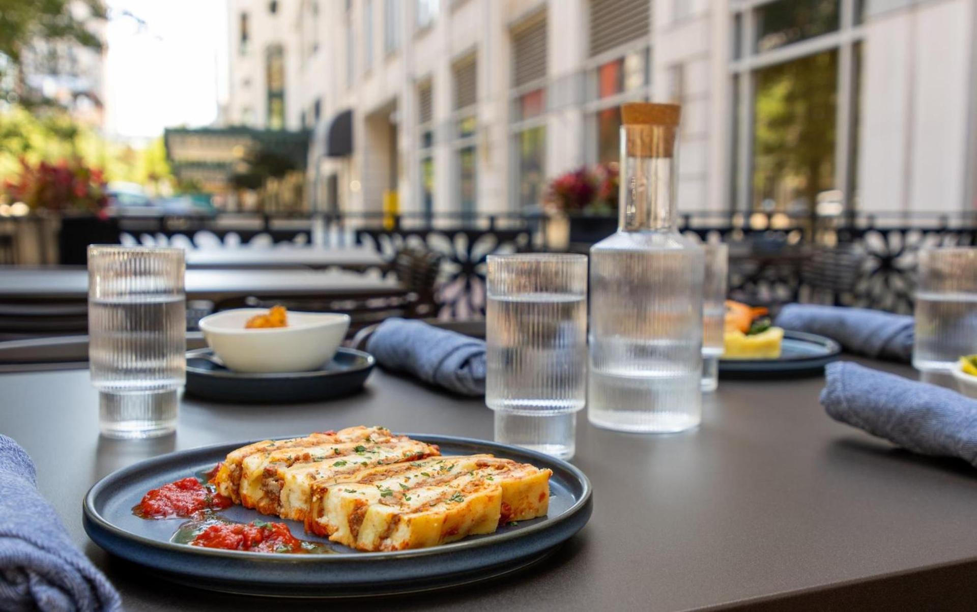 Crowne Plaza Cleveland at Playhouse Square by IHG photo 89
