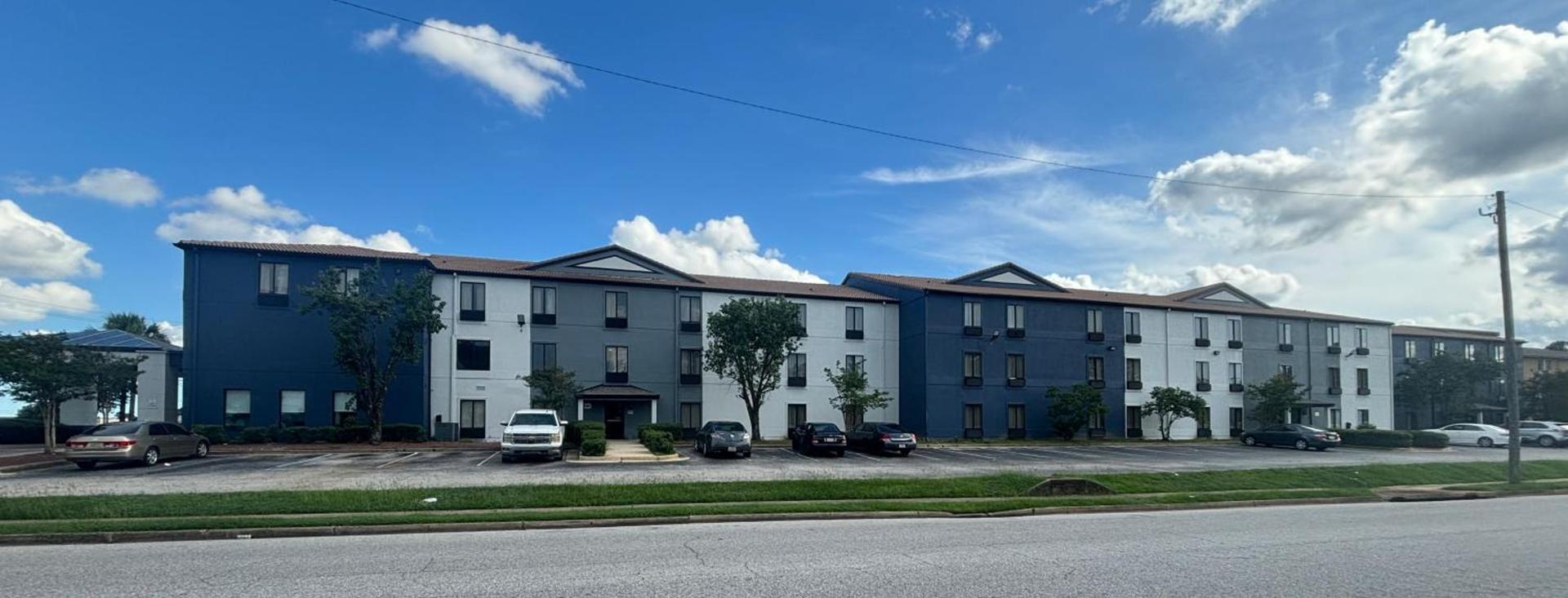 Quality Inn & Suites at Airport Blvd I-65 photo 51
