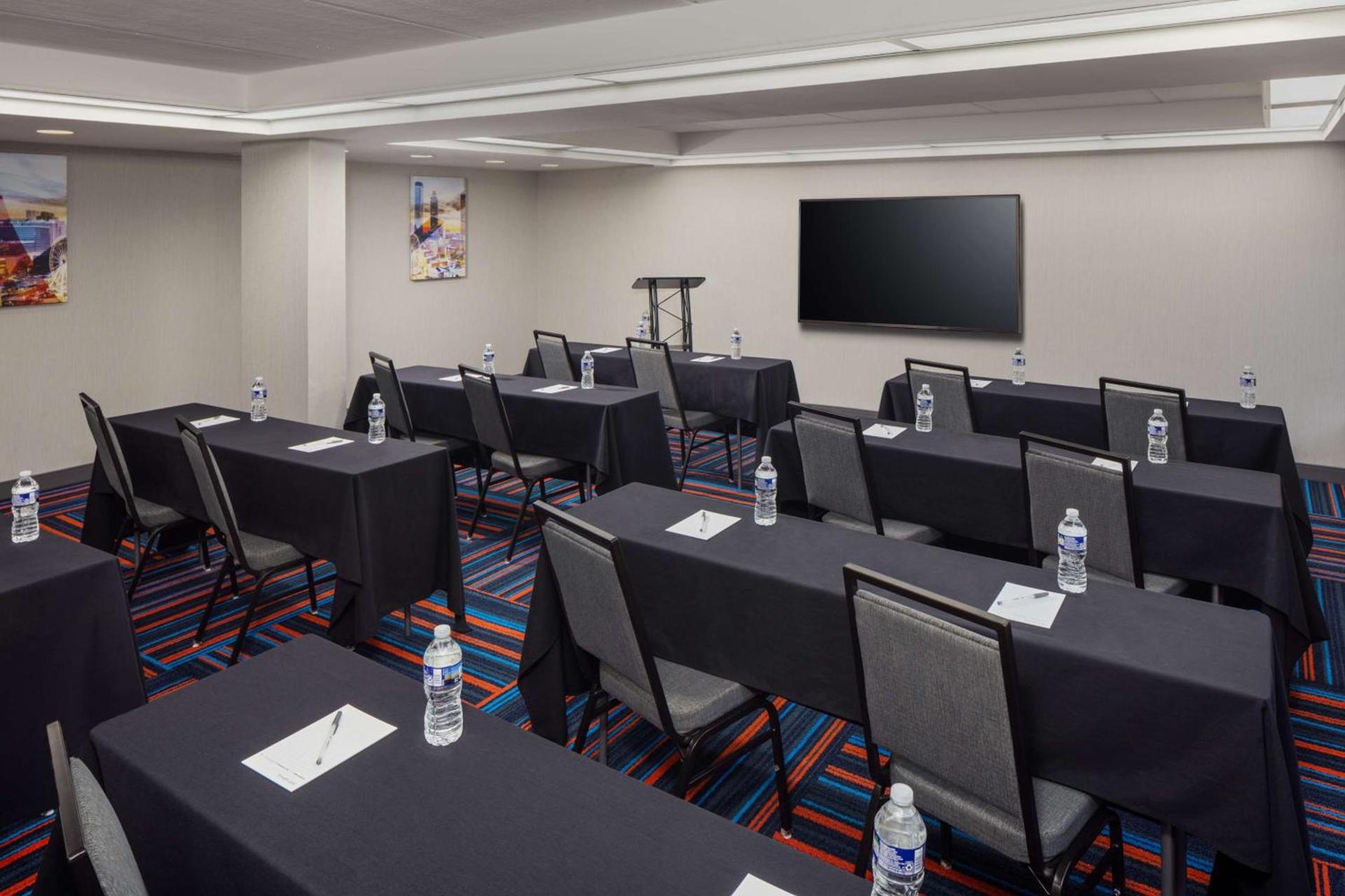 Hampton Inn Atlanta-Northlake photo 19