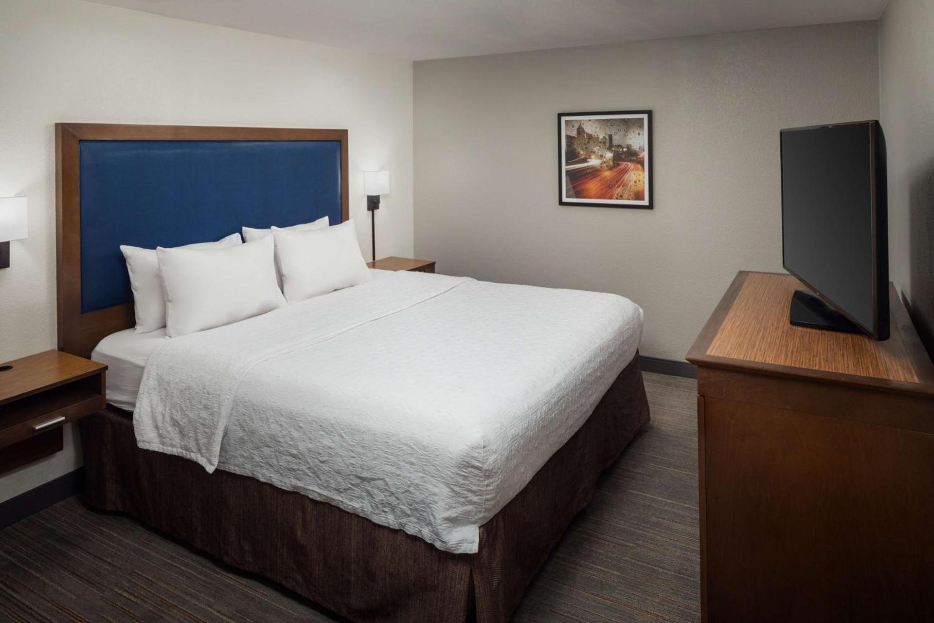Hampton Inn Atlanta-Northlake photo 21