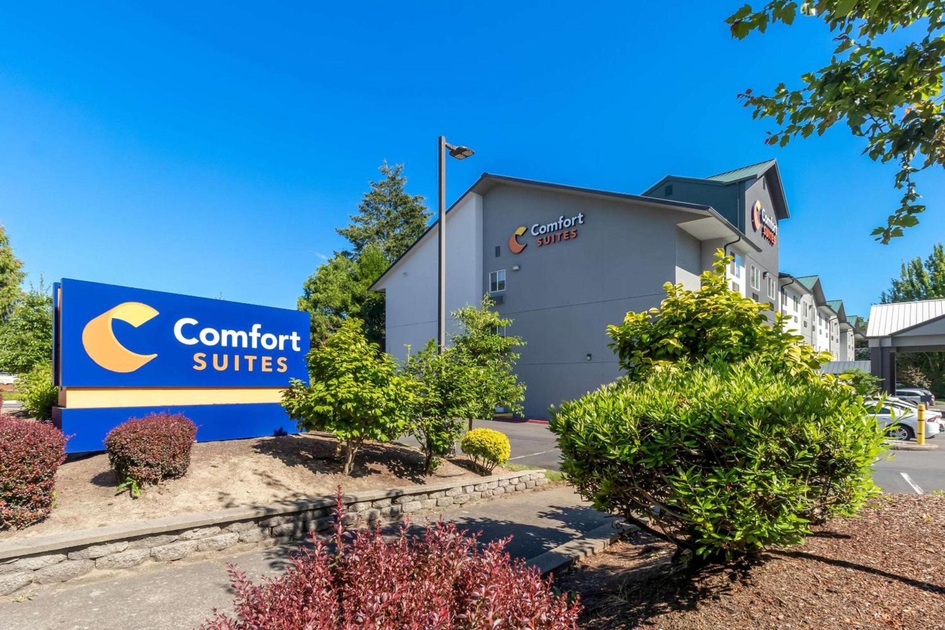 Comfort Suites Portland Airport photo 57