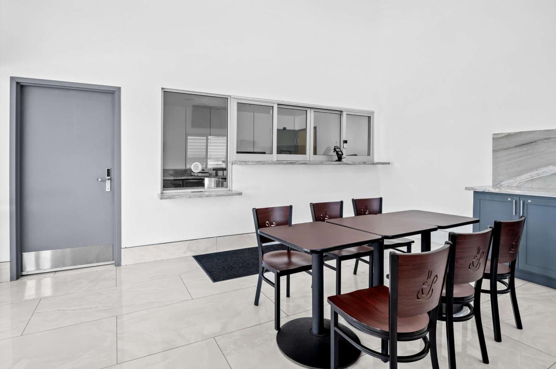 SureStay Hotel by Best Western Buena Park Anaheim photo 5