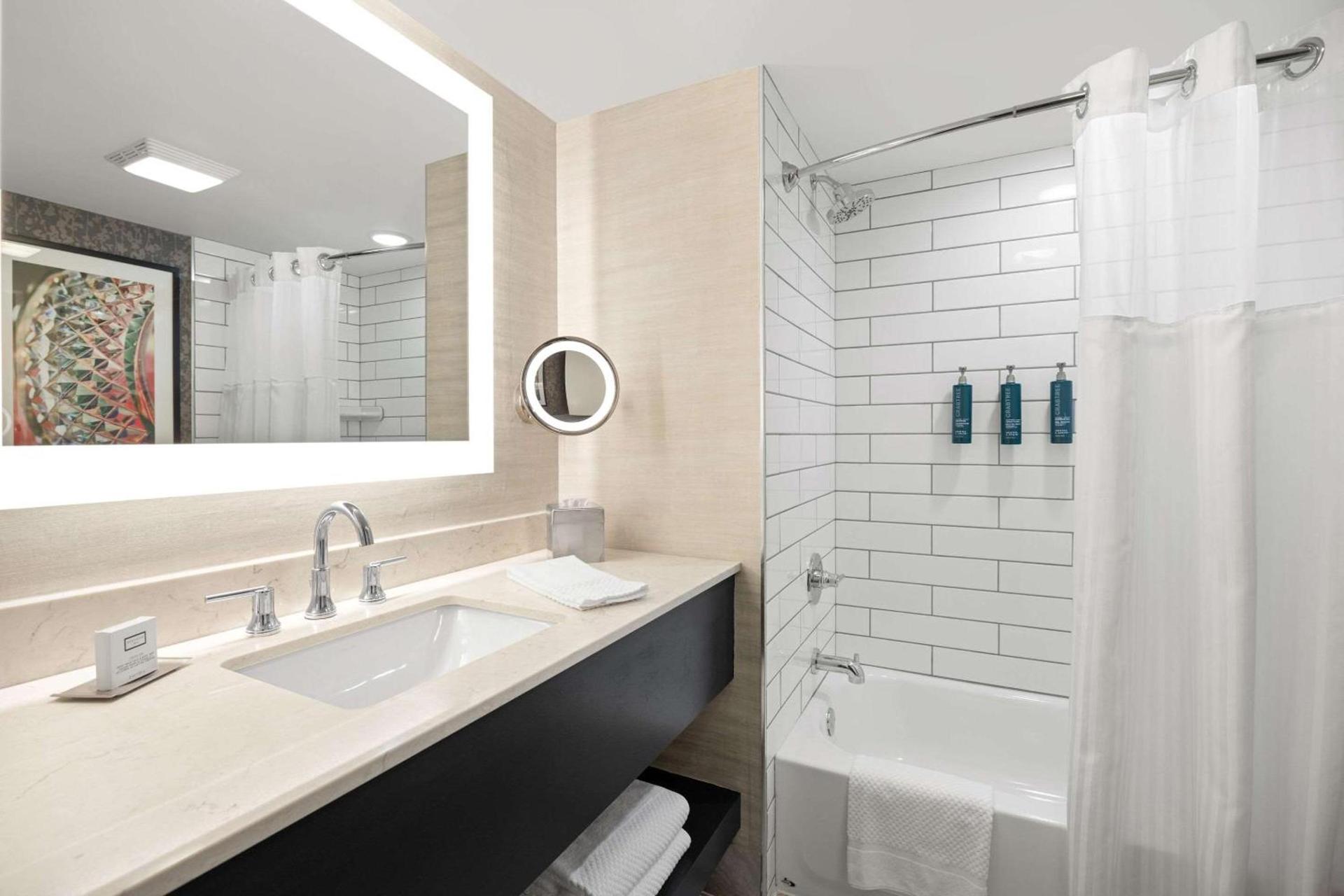 Radisson Hotel Corning photo 19