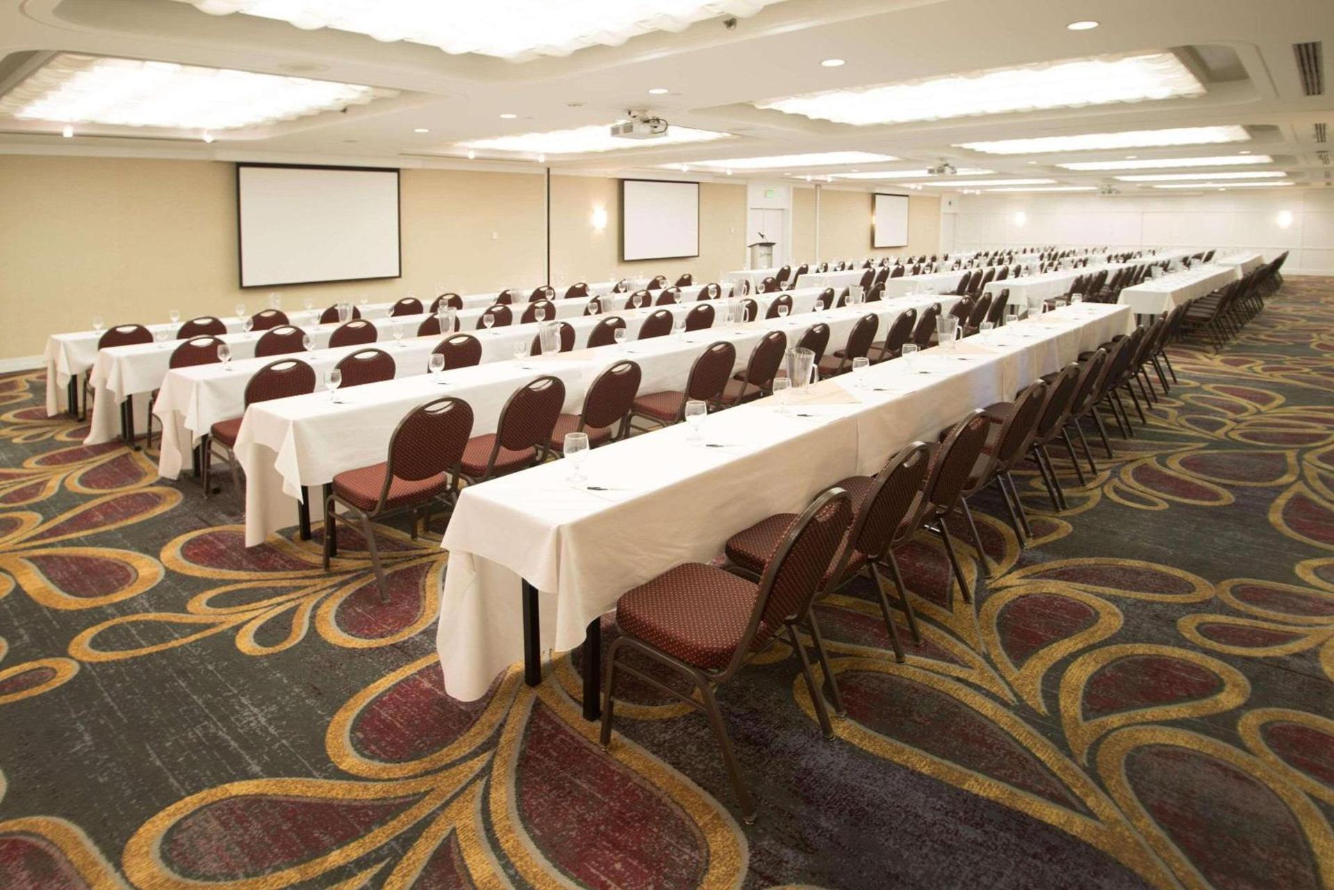 Radisson Hotel Corning photo 34