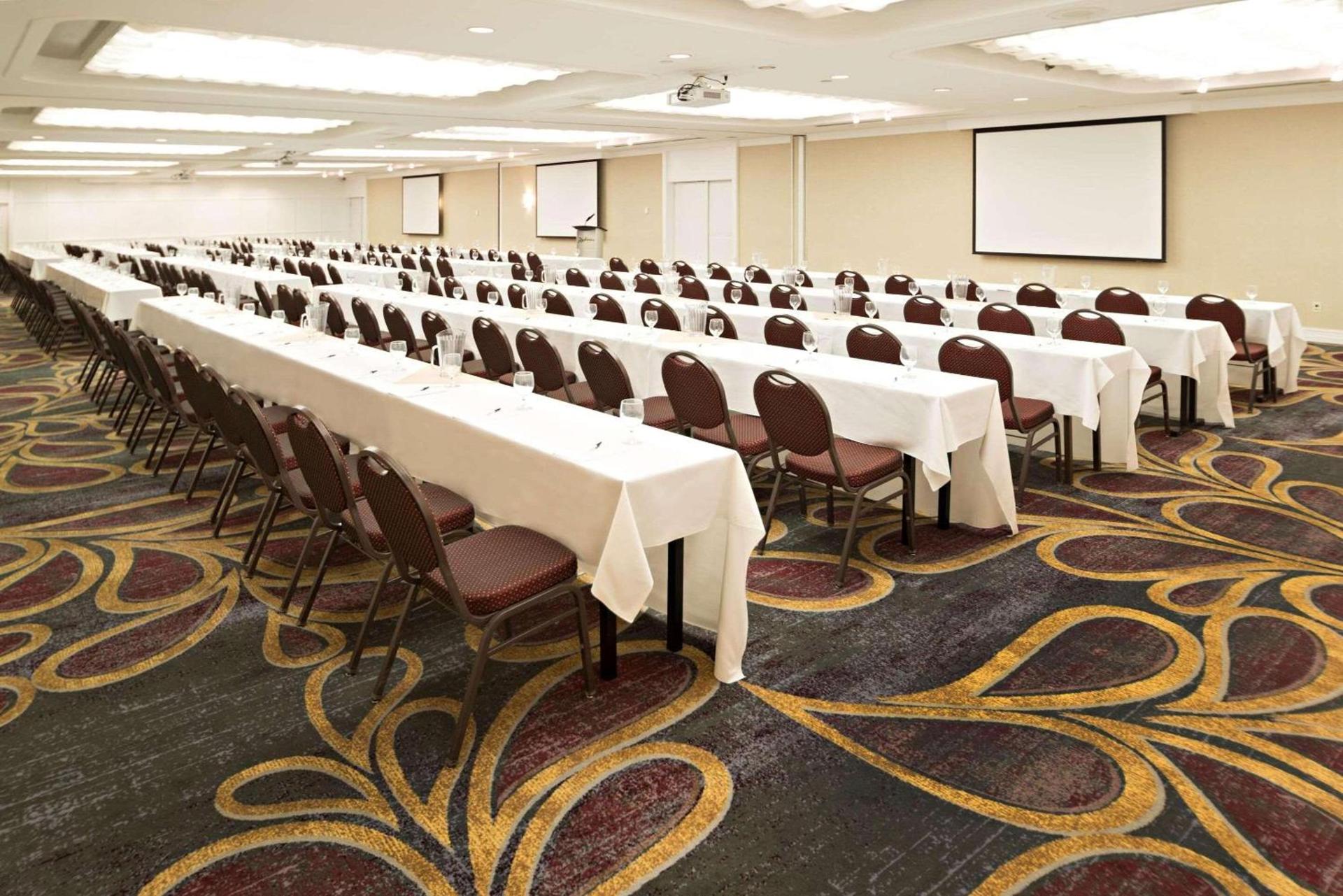 Radisson Hotel Corning photo 38