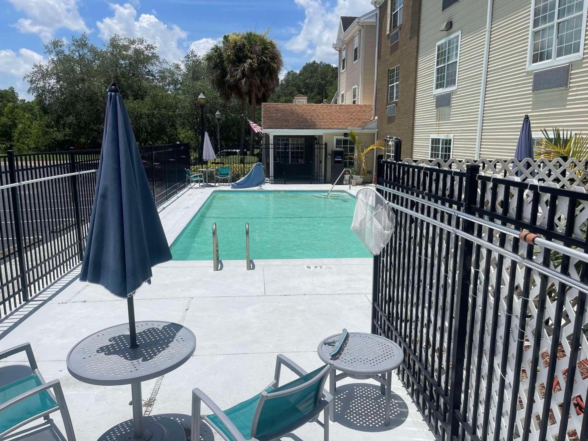 MainStay Suites Tampa Moffitt-USF photo 11