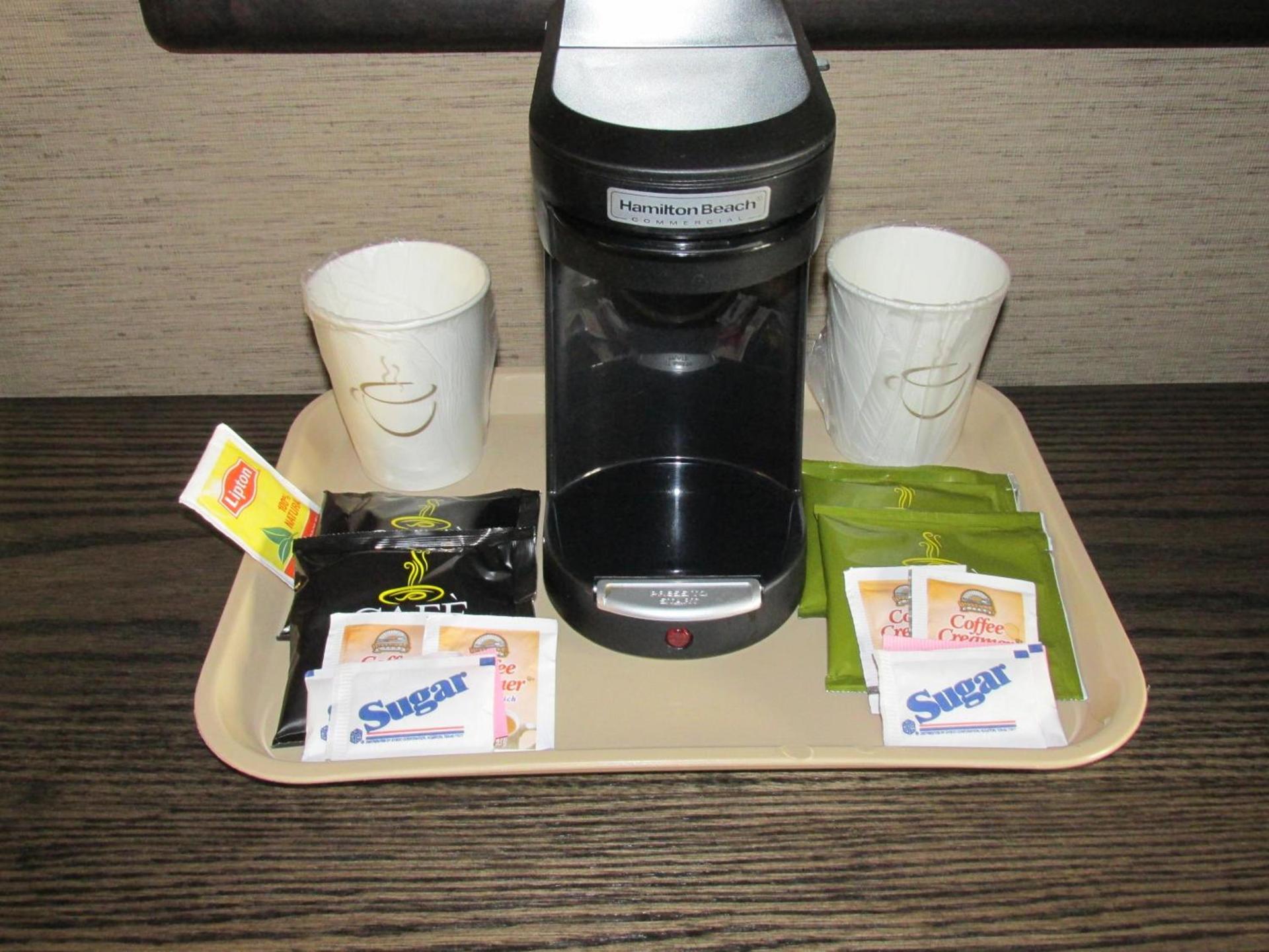 Woodfield Inn and Suites photo 5