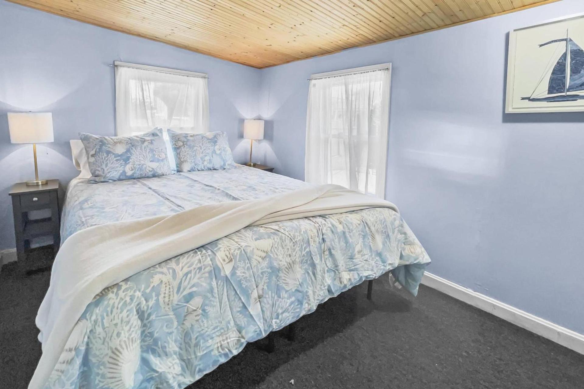 Sunnyside photo 10