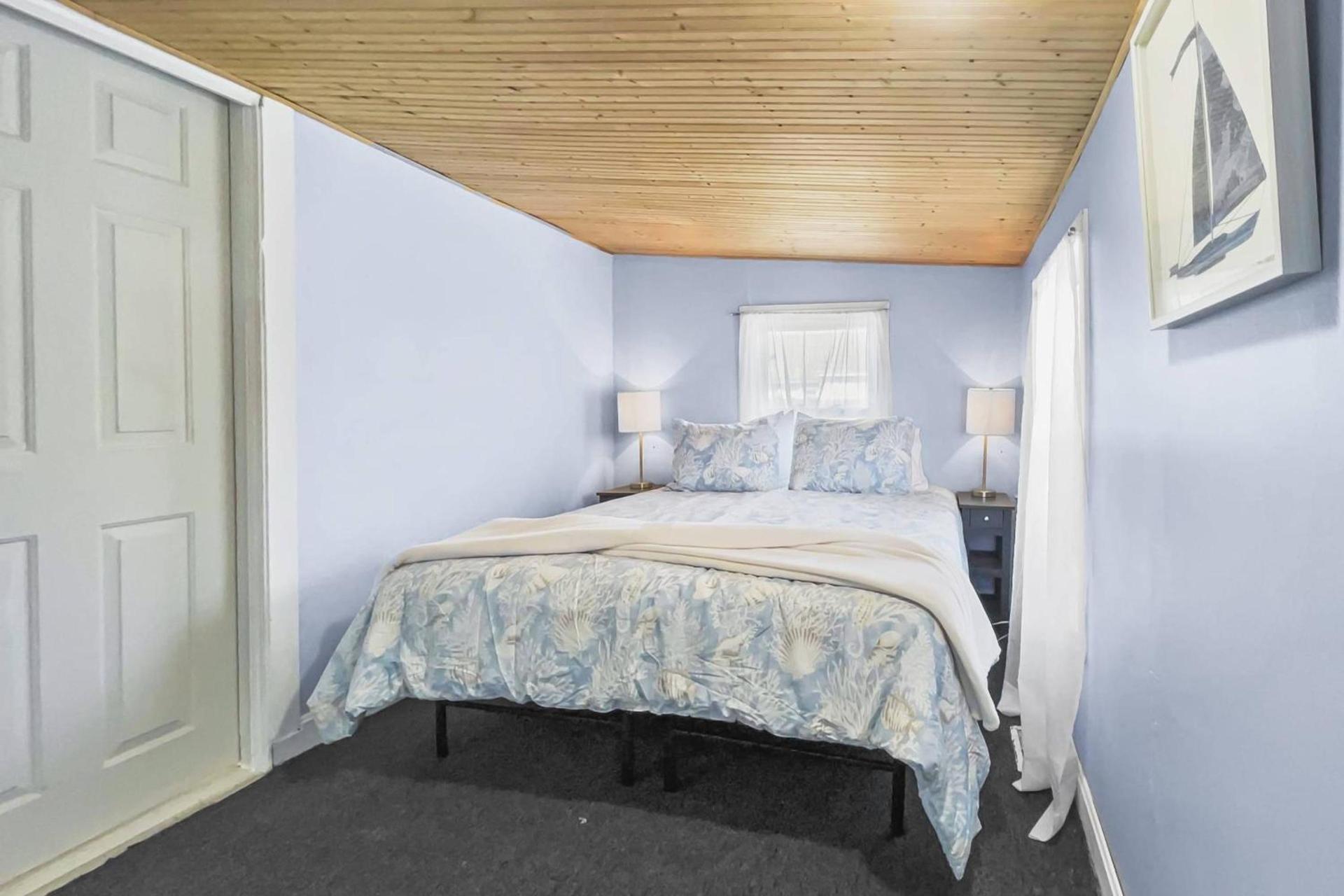 Sunnyside photo 38