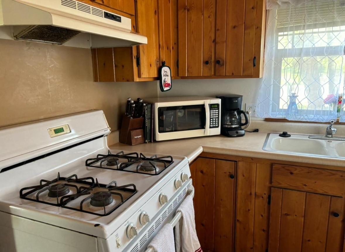 Sequoia River Front Cabins photo 97