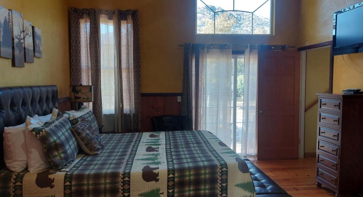 Sequoia River Front Cabins photo 82