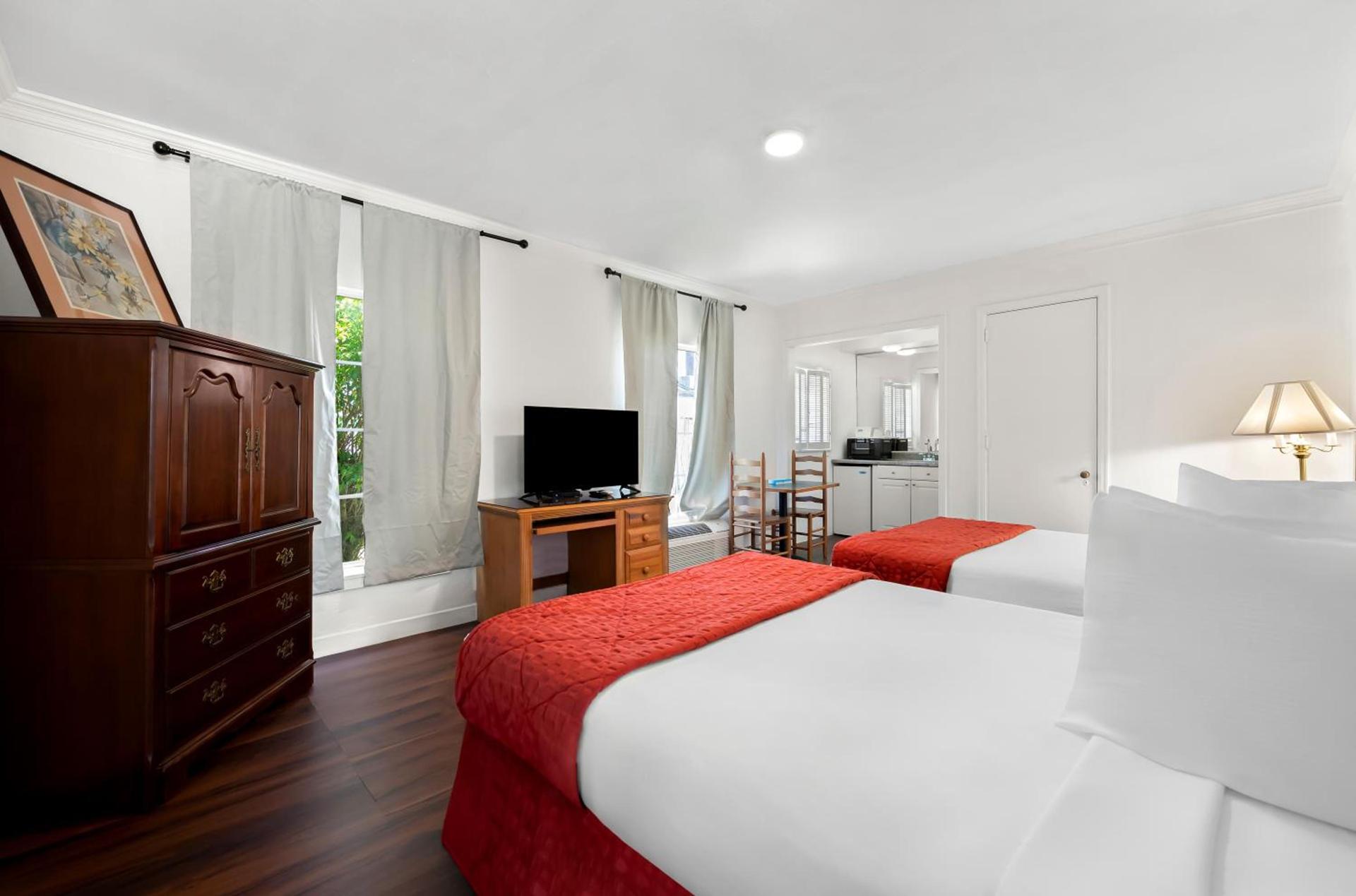 Americas Best Value Inn Historic Clewiston Inn photo 5