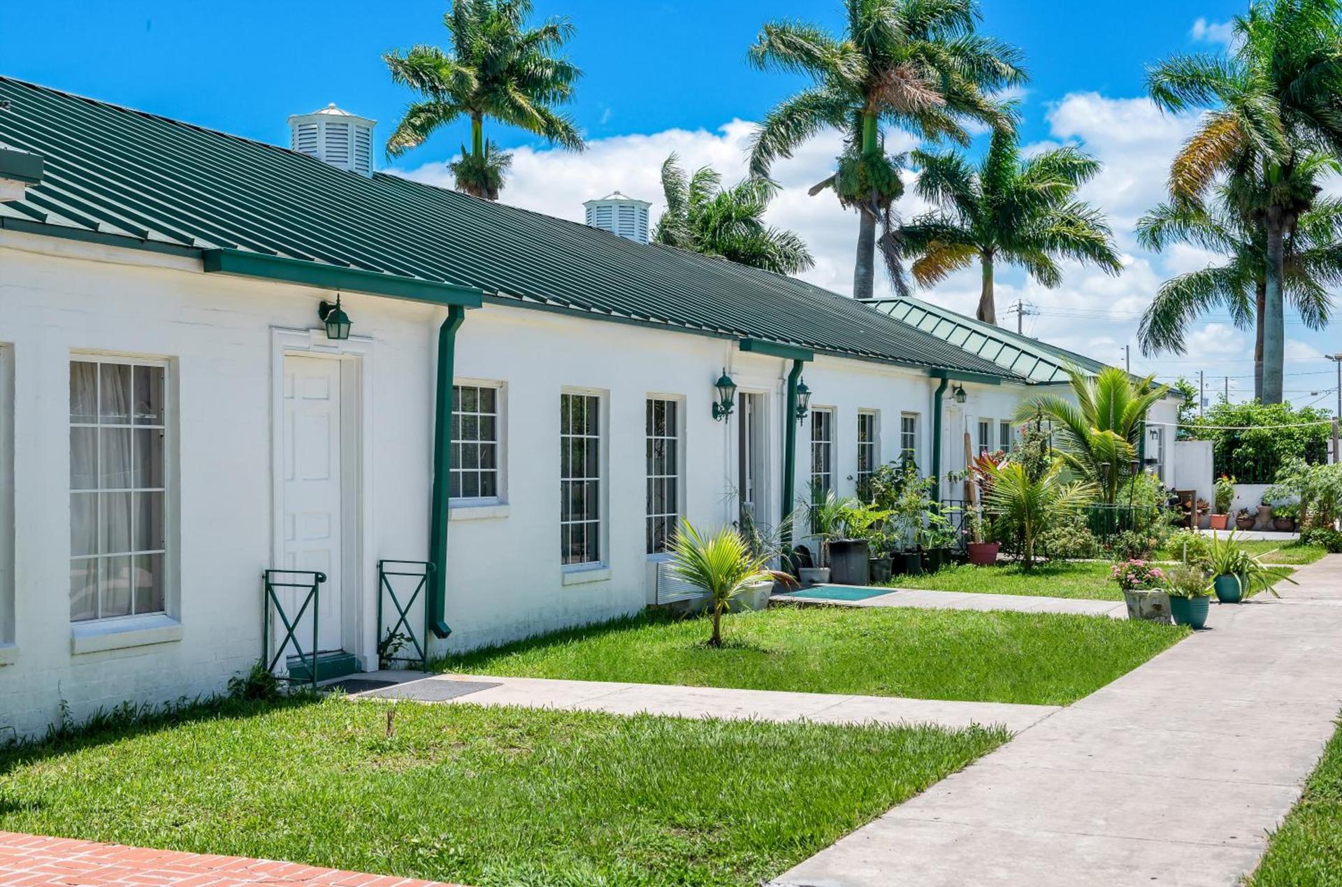 Americas Best Value Inn Historic Clewiston Inn photo 34