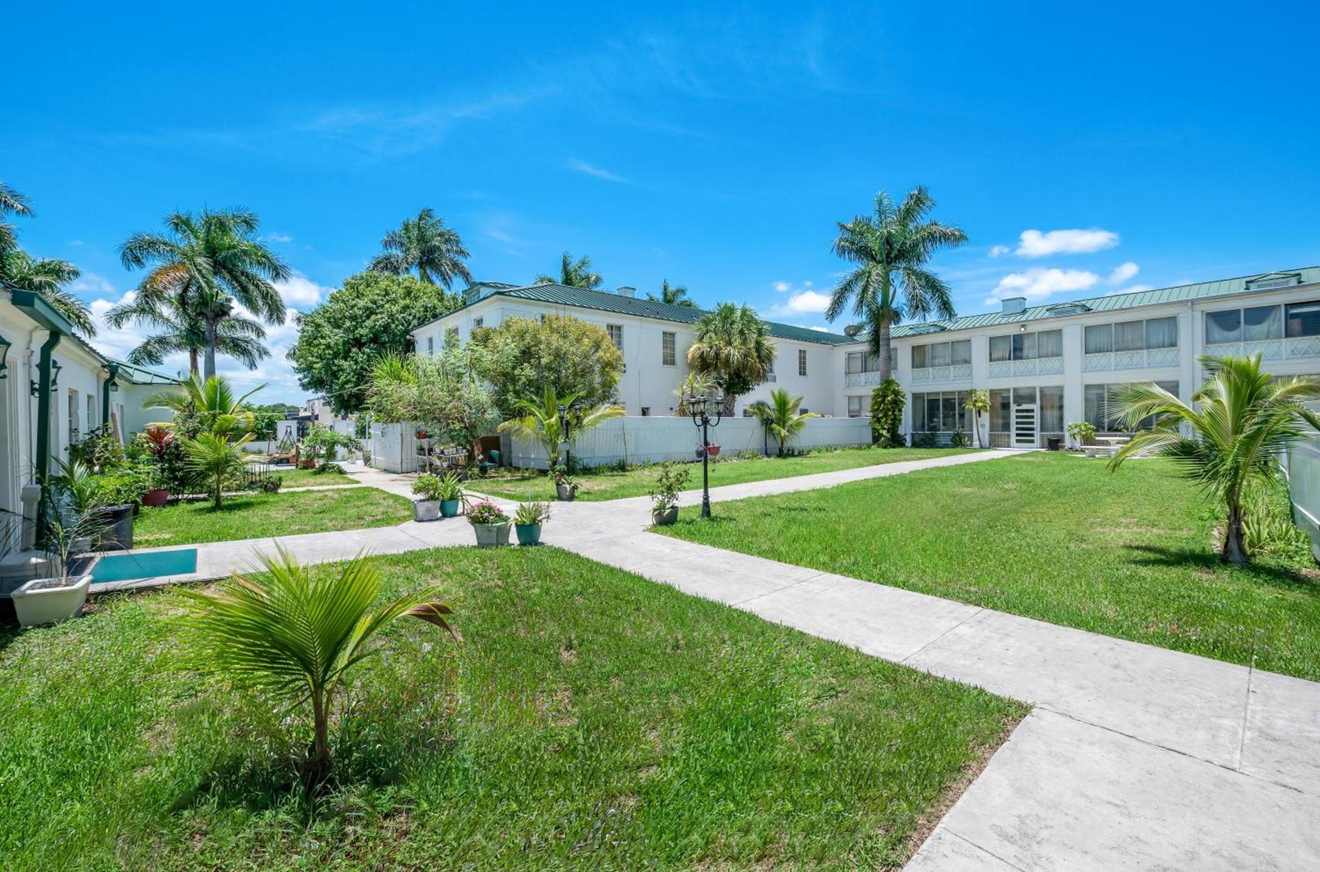 Americas Best Value Inn Historic Clewiston Inn photo 36