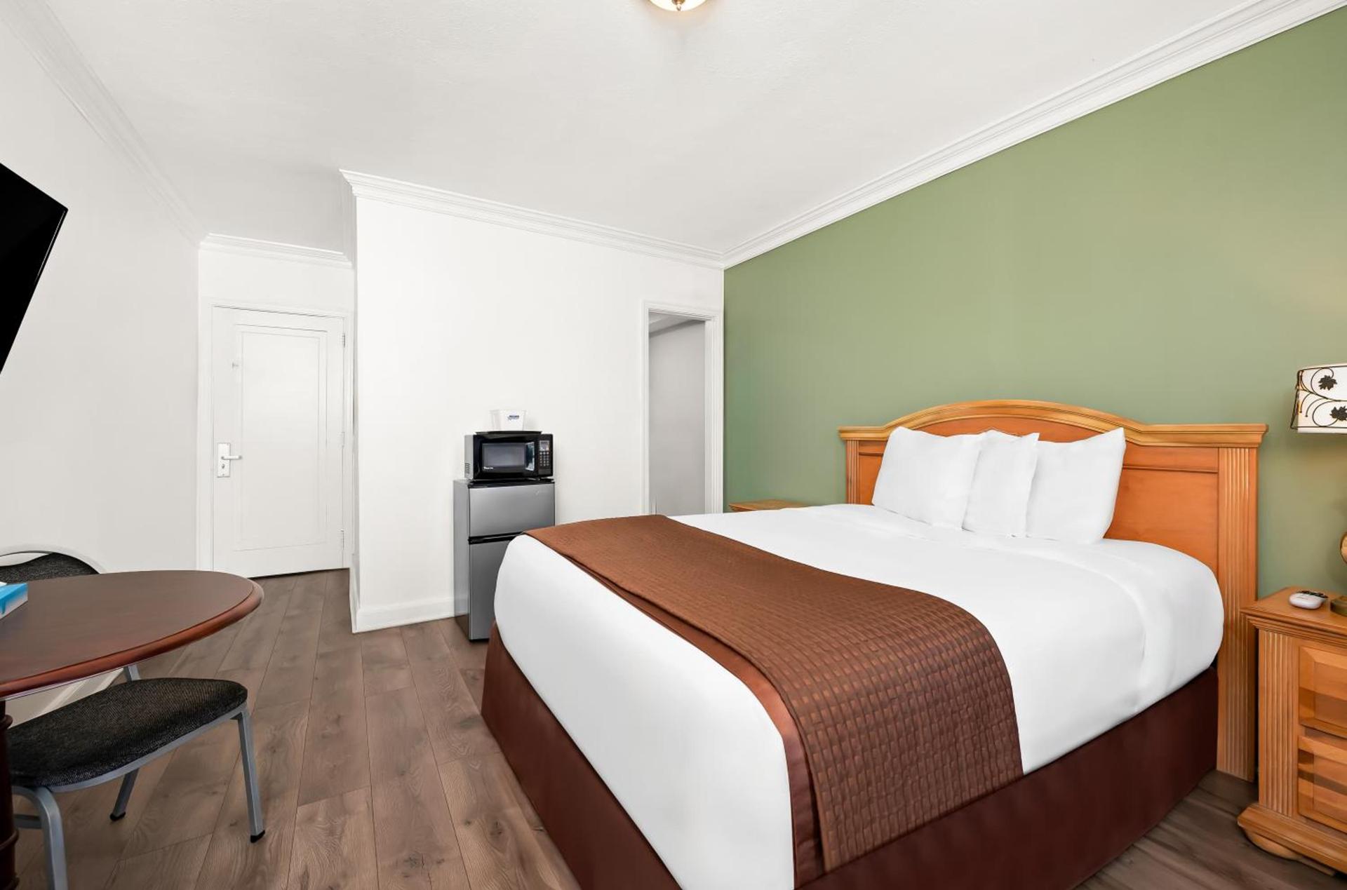 Americas Best Value Inn Historic Clewiston Inn photo 47