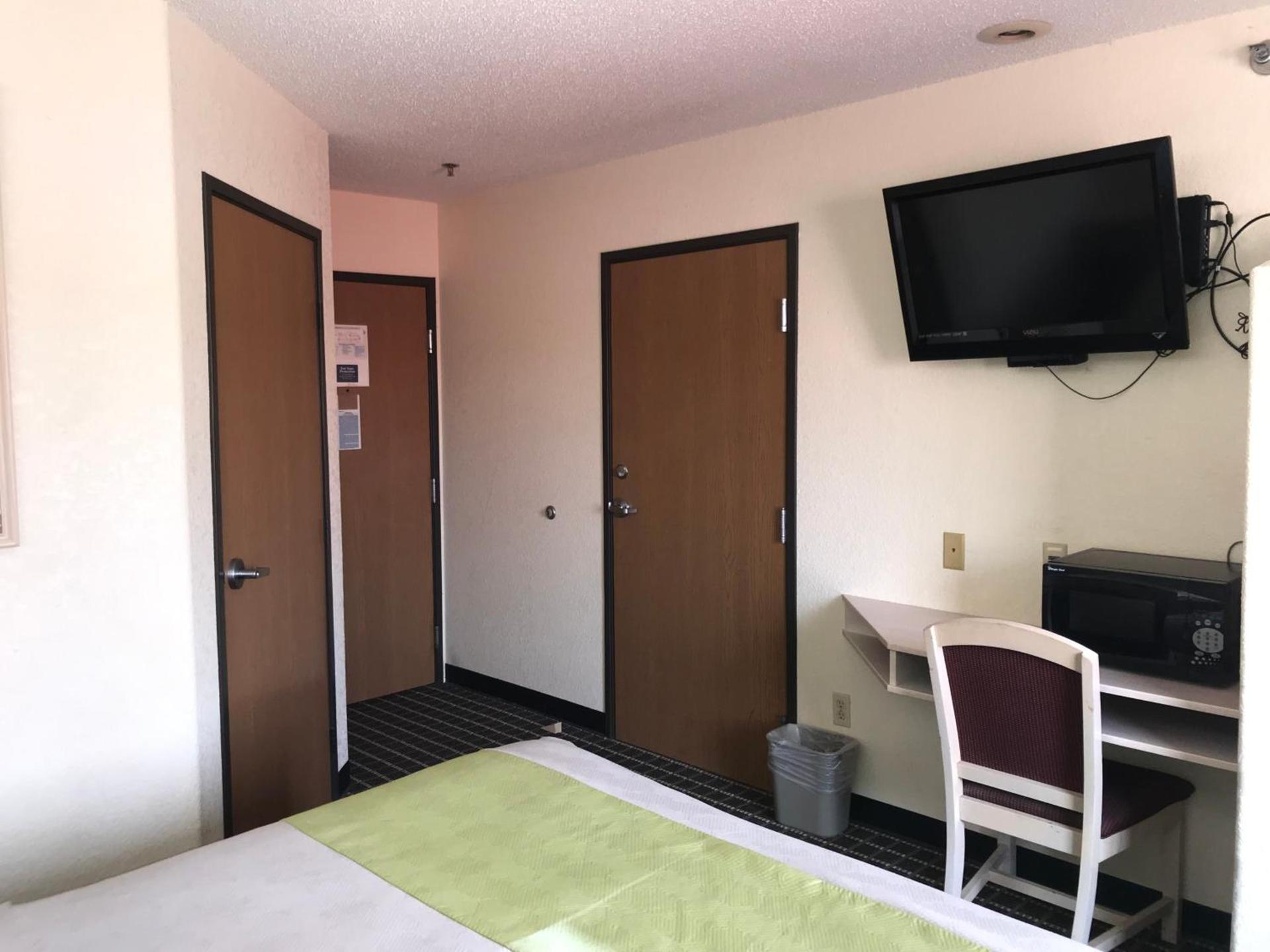 Chadron Inn & Suites photo 19