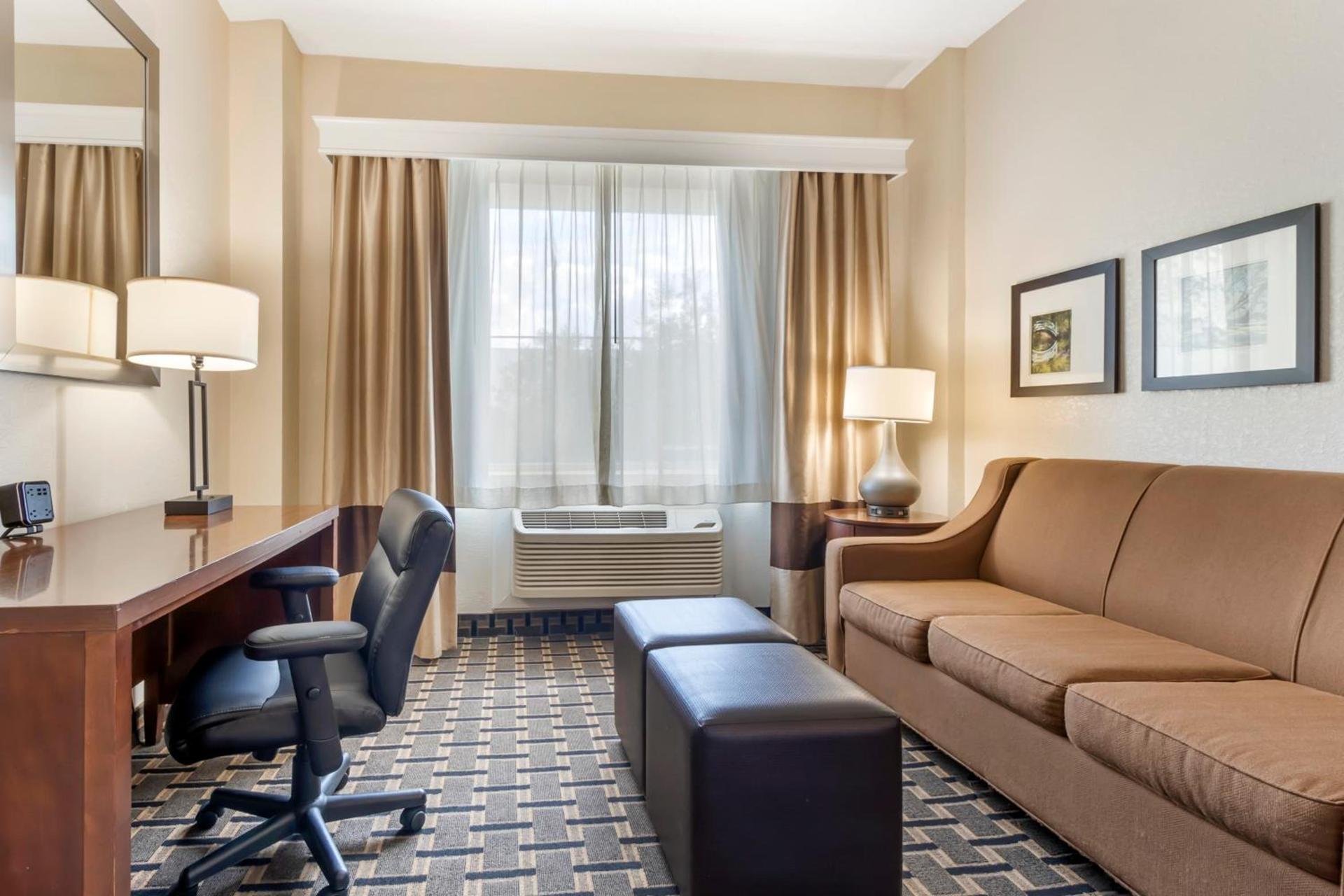 Comfort Inn Summerville - Charleston photo 48