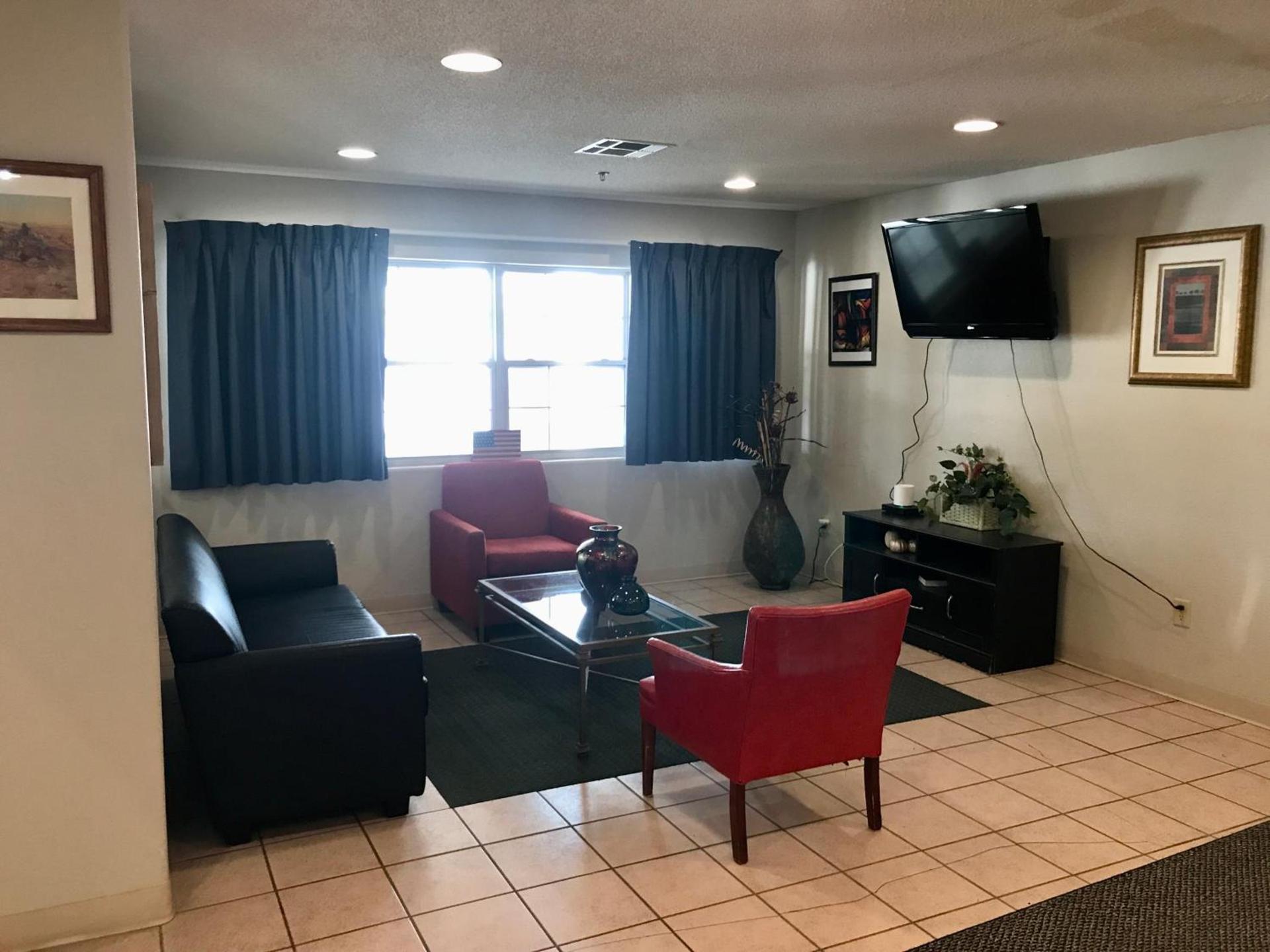 Chadron Inn & Suites photo 8
