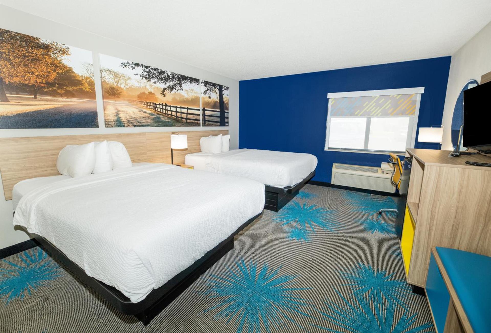 Days Inn by Wyndham Fort Smith photo 35