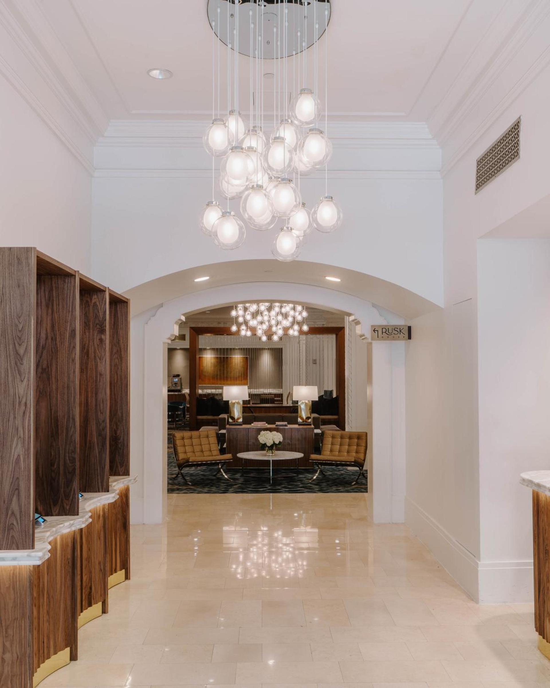 Club Quarters Hotel Downtown, Houston photo 17