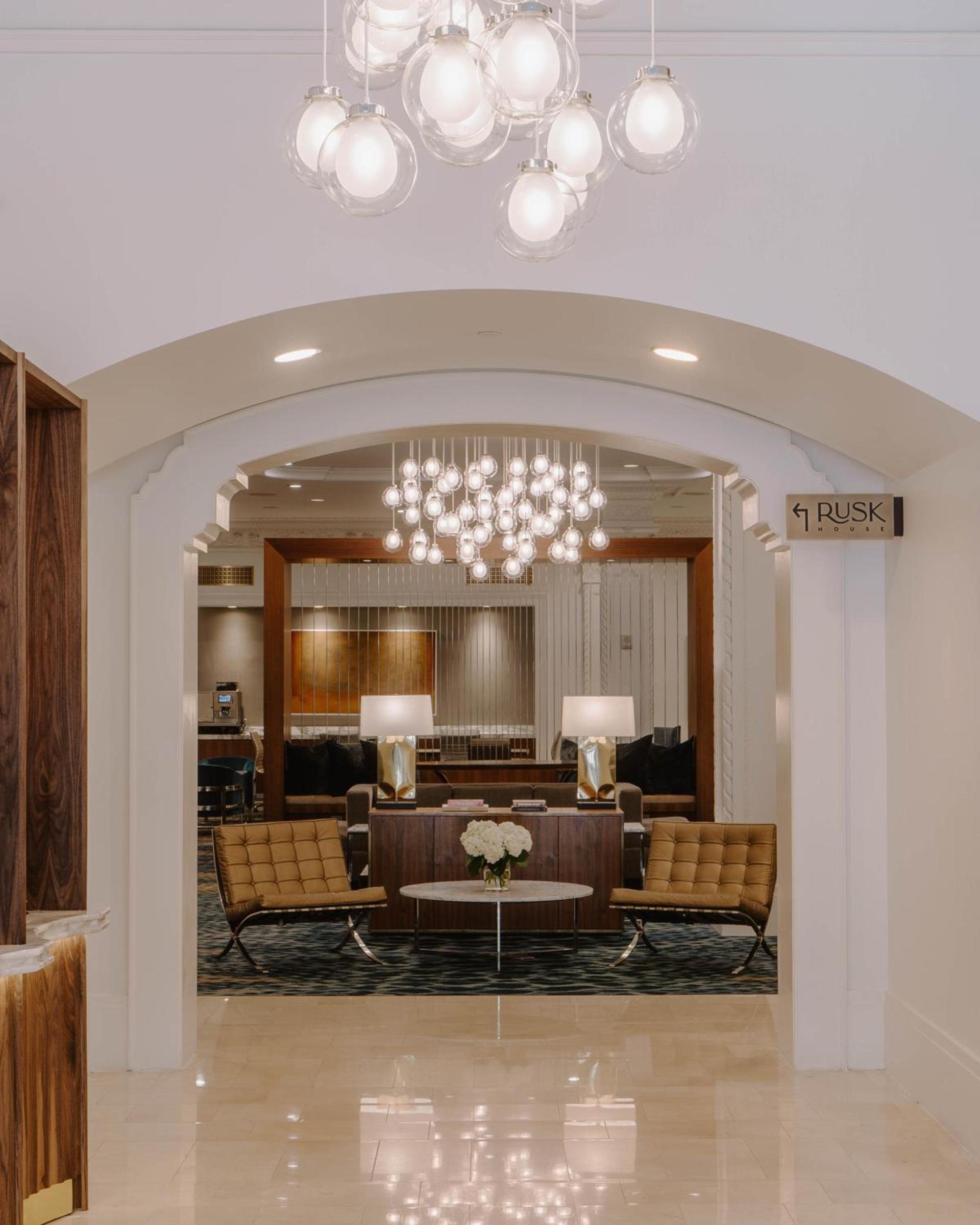 Club Quarters Hotel Downtown, Houston photo 13