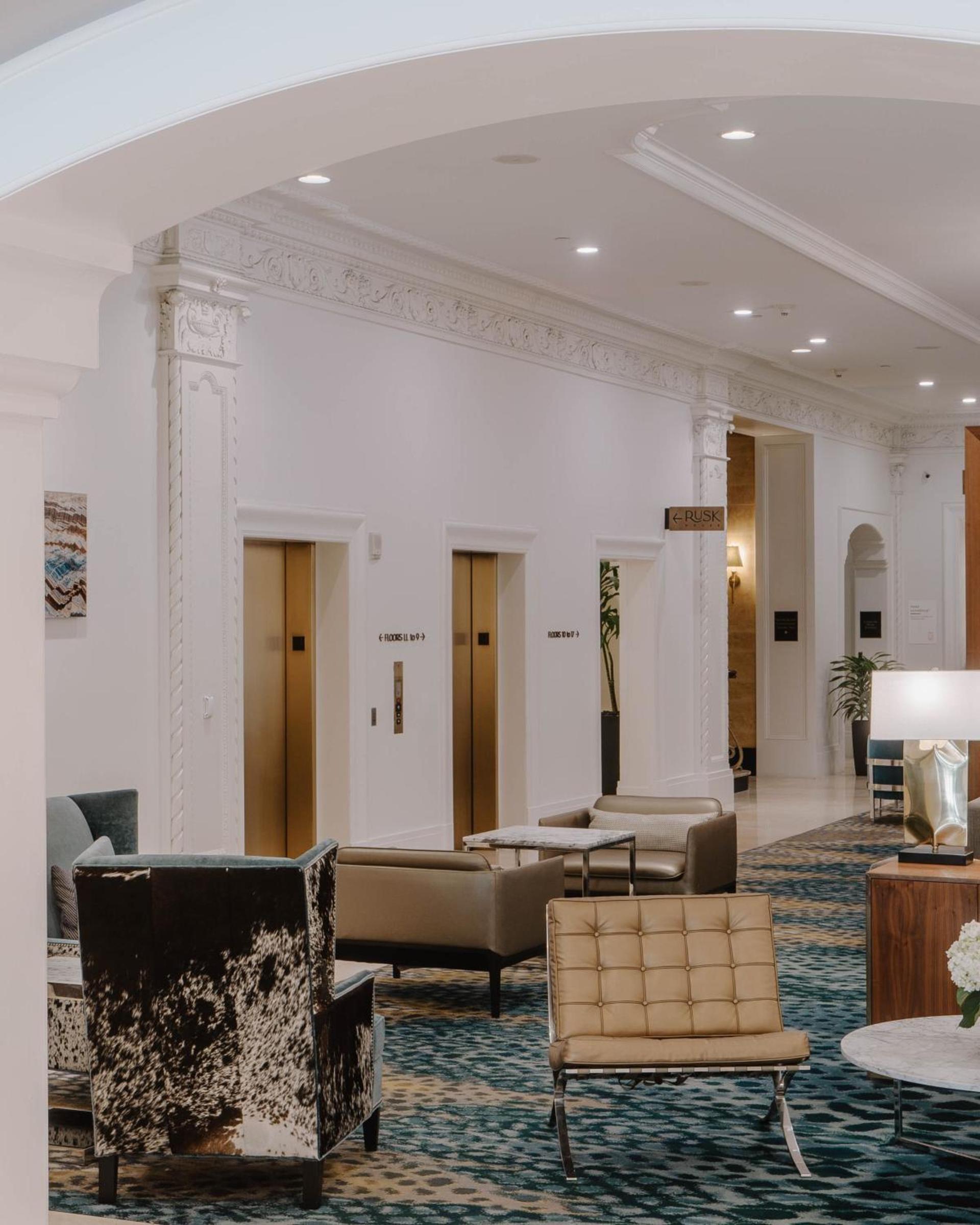 Club Quarters Hotel Downtown, Houston photo 7