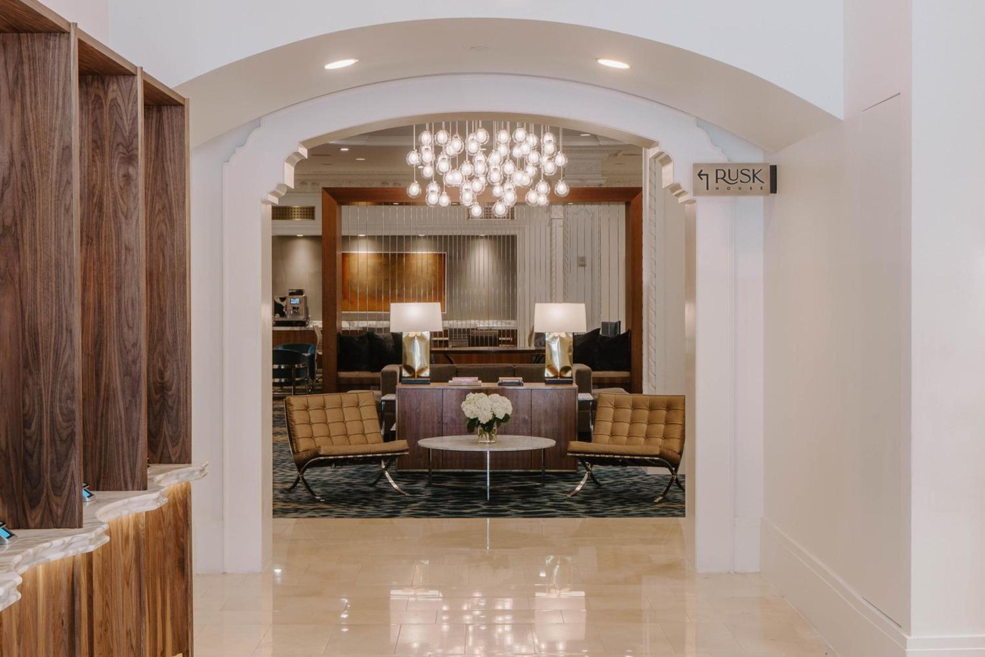 Club Quarters Hotel Downtown, Houston photo 5
