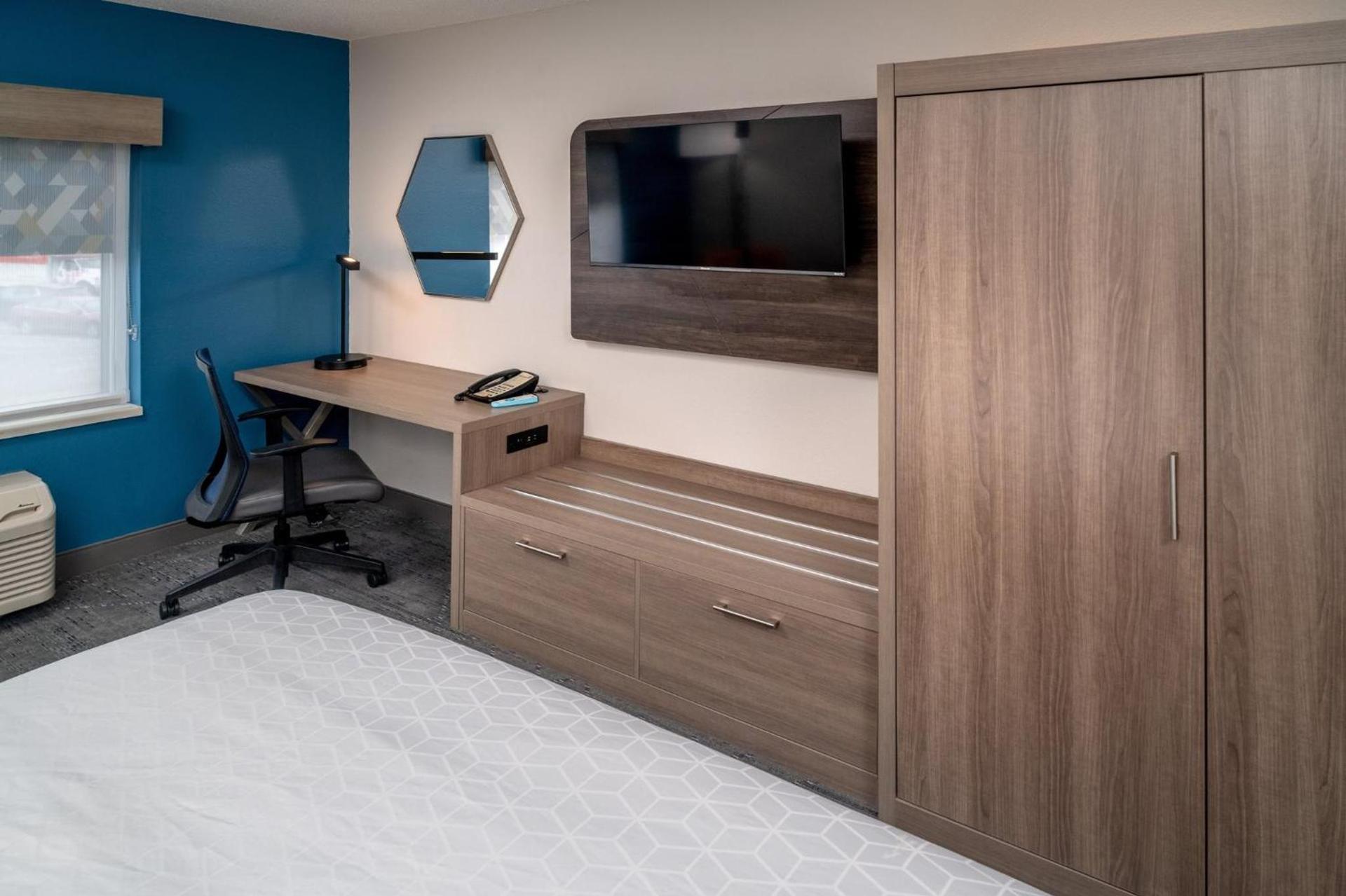 Holiday Inn Express - Charleston/Kanawha City by IHG photo 53