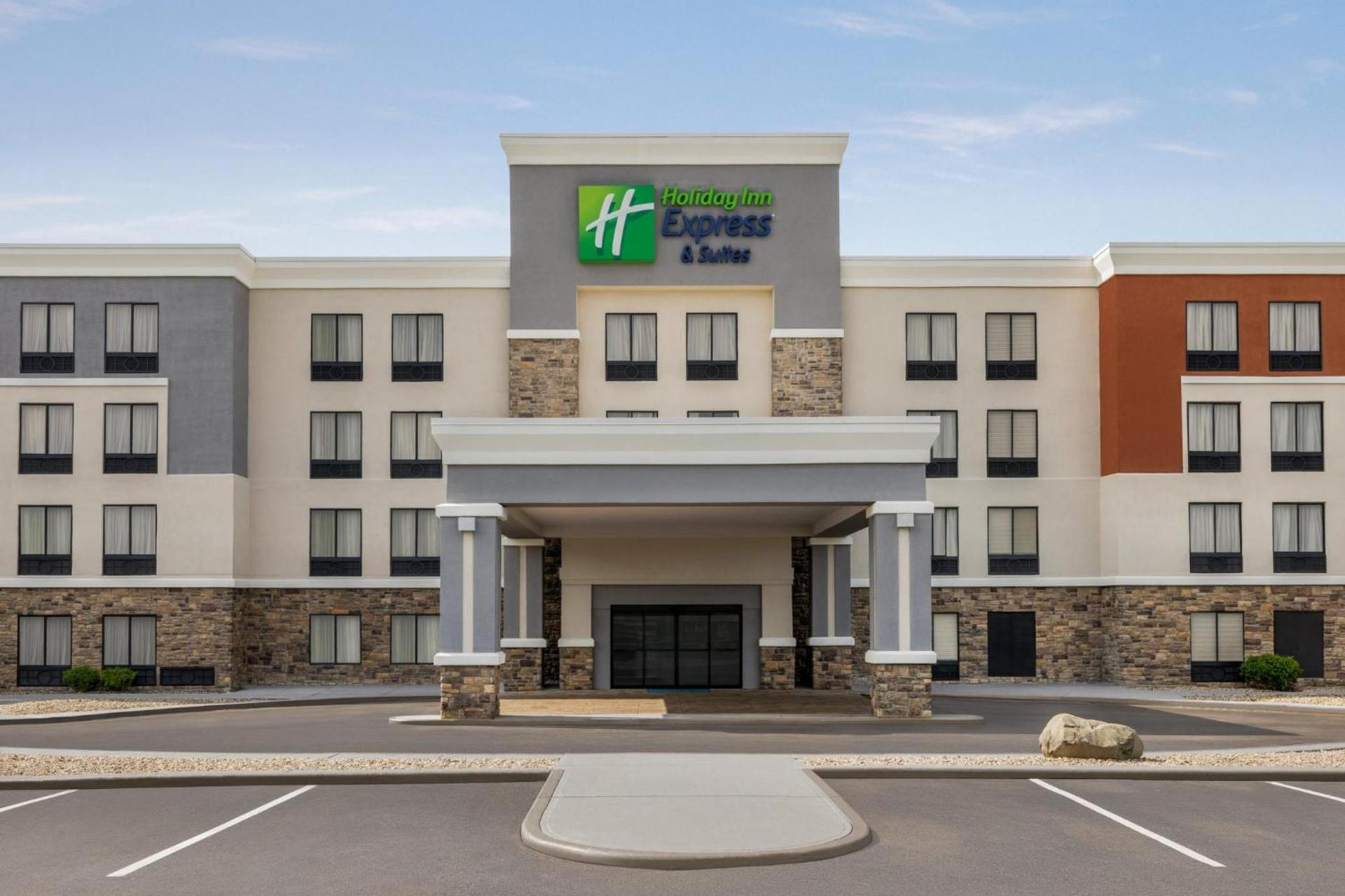 Holiday Inn Express Hotel & Suites Indianapolis W - Airport Area by IHG photo 1