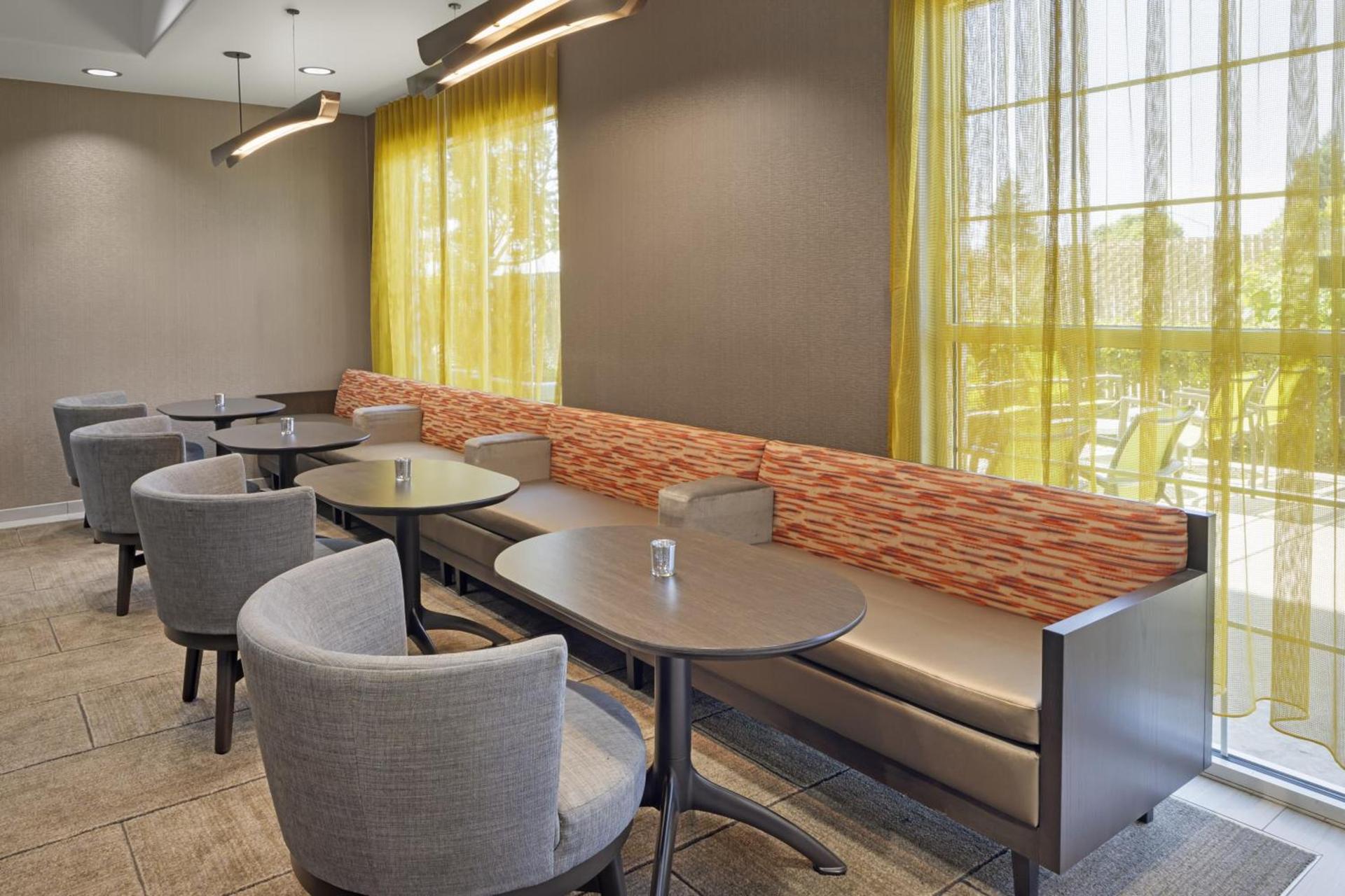 SpringHill Suites by Marriott Turlock photo 15