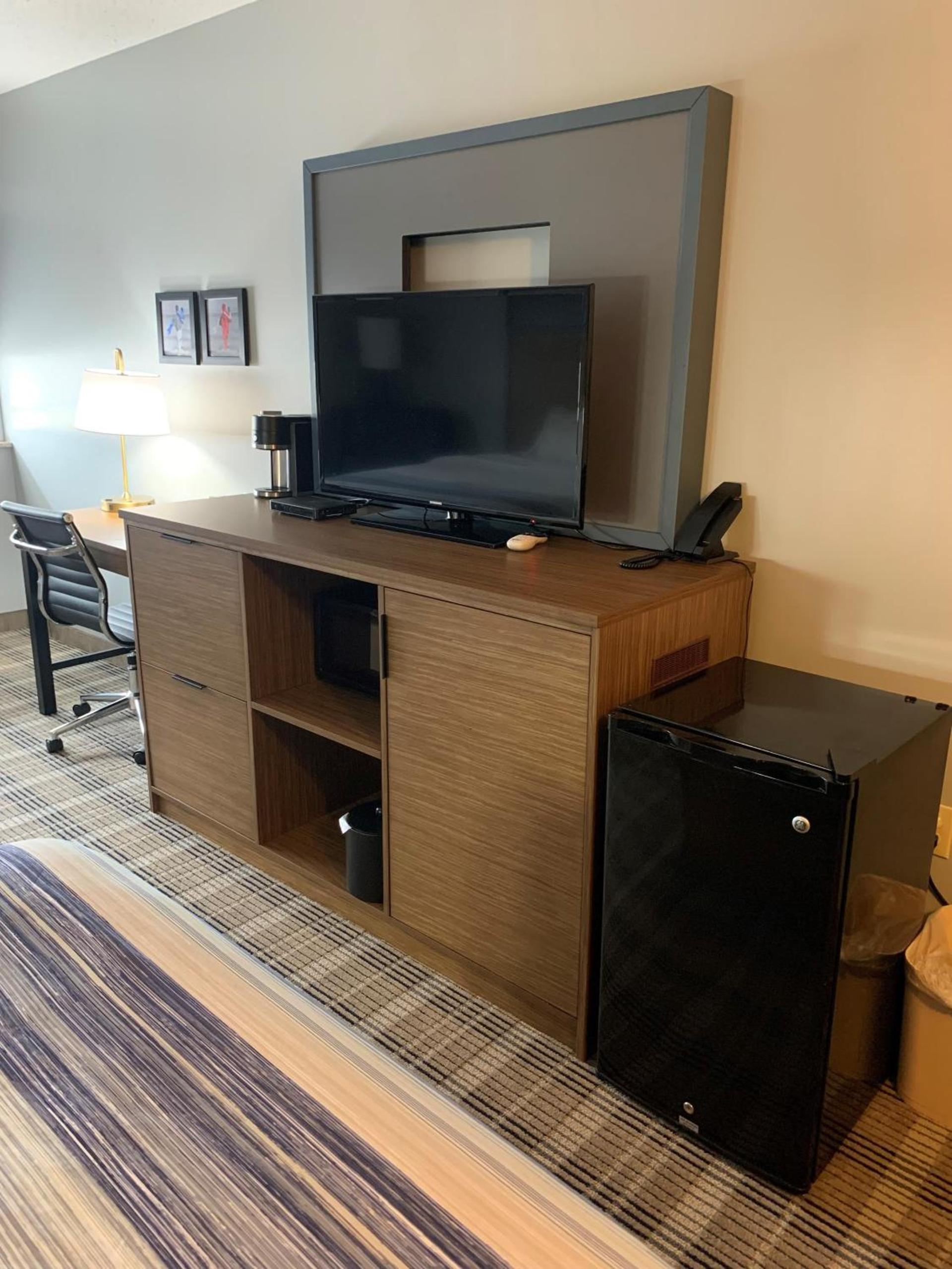 AmericInn by Wyndham Marshfield photo 14