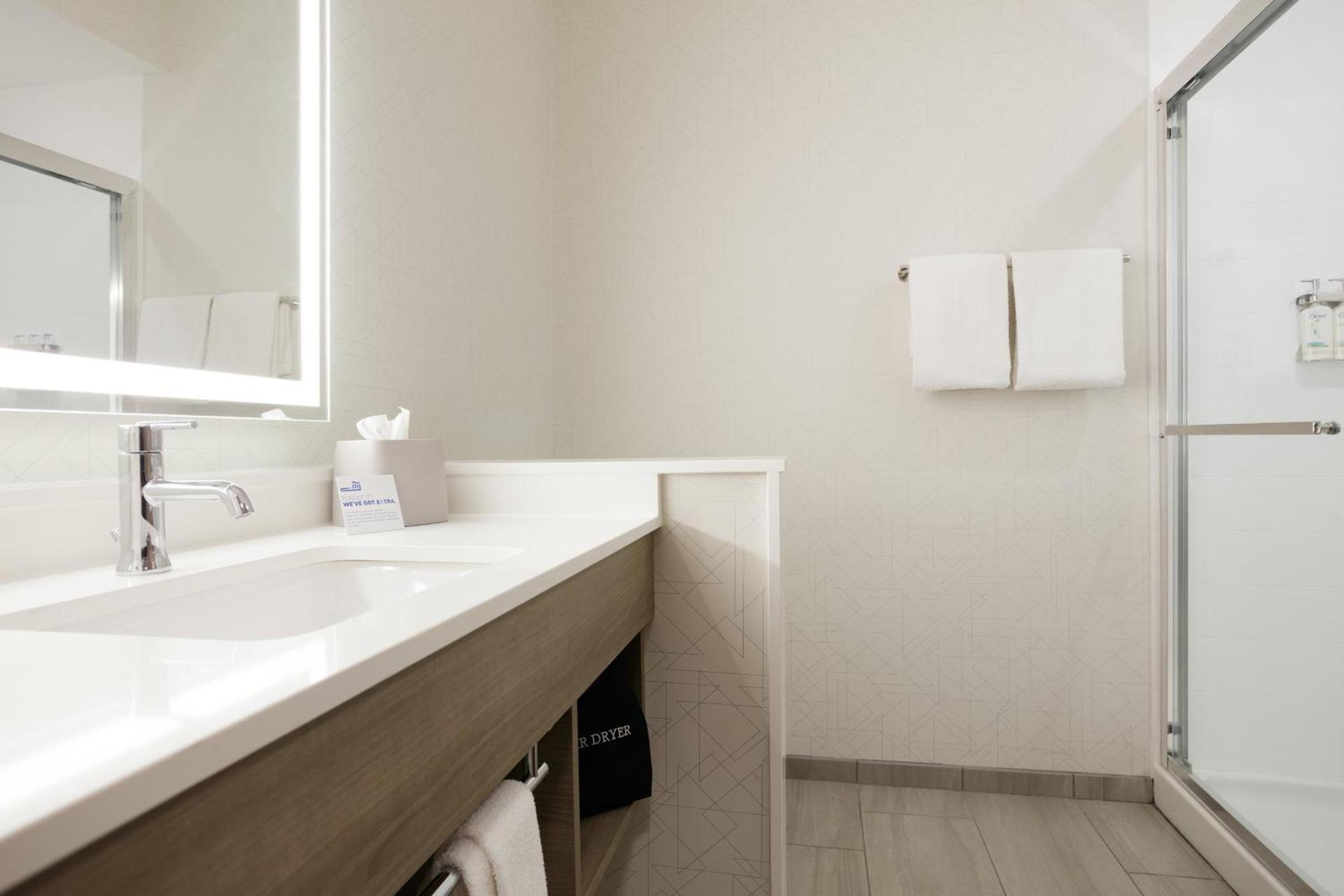 Holiday Inn Express Williamston by IHG photo 31