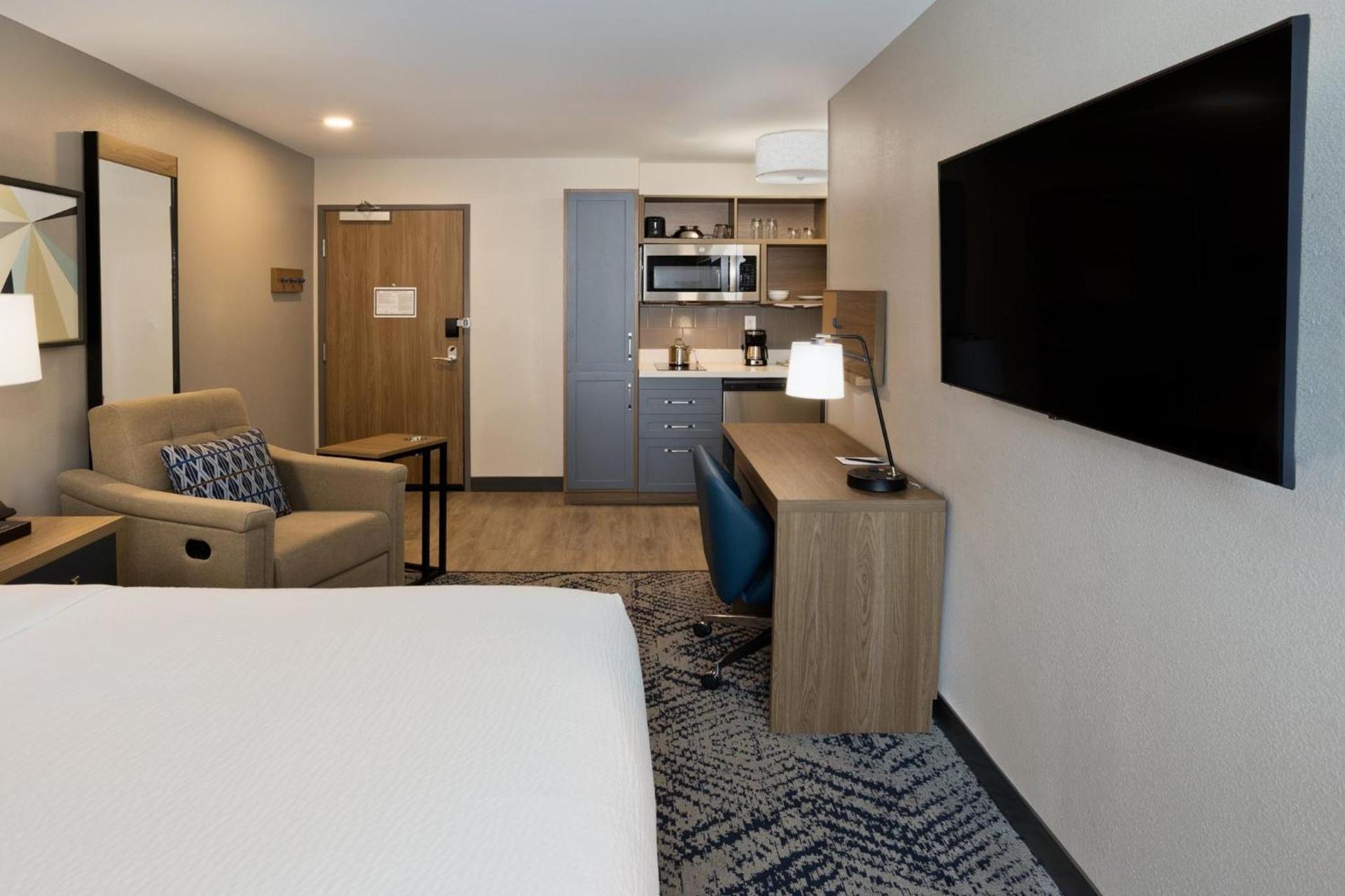 Candlewood Suites Dothan by IHG photo 37