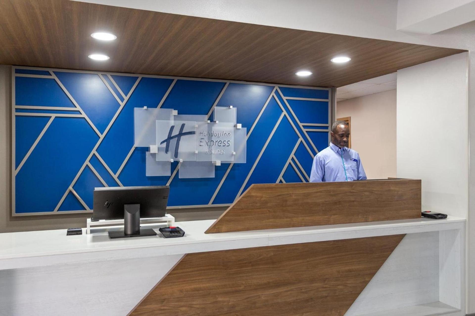 Holiday Inn Express Hotel & Suites Tampa-Rocky Point Island by IHG photo 27