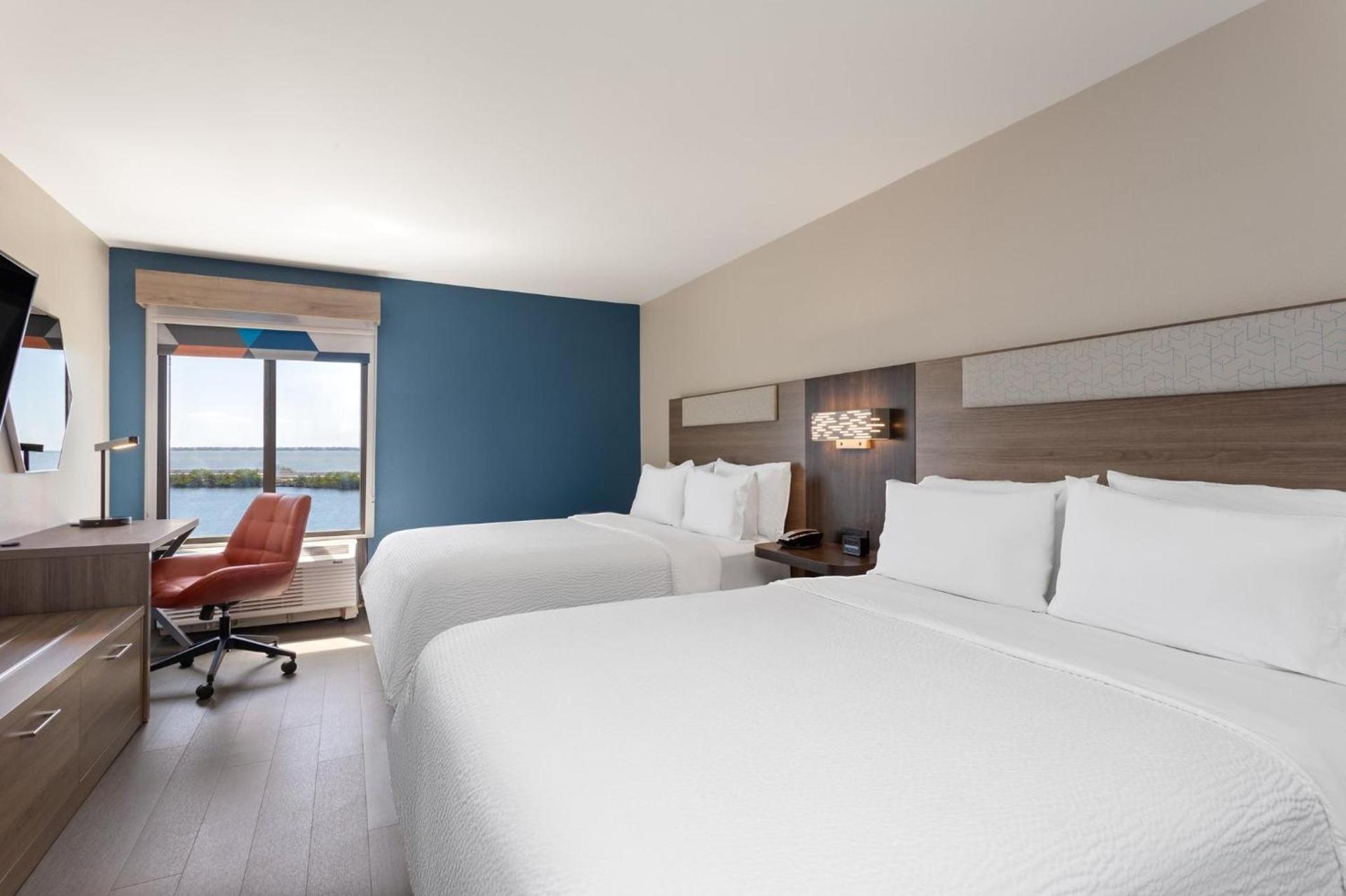 Holiday Inn Express Hotel & Suites Tampa-Rocky Point Island by IHG photo 37