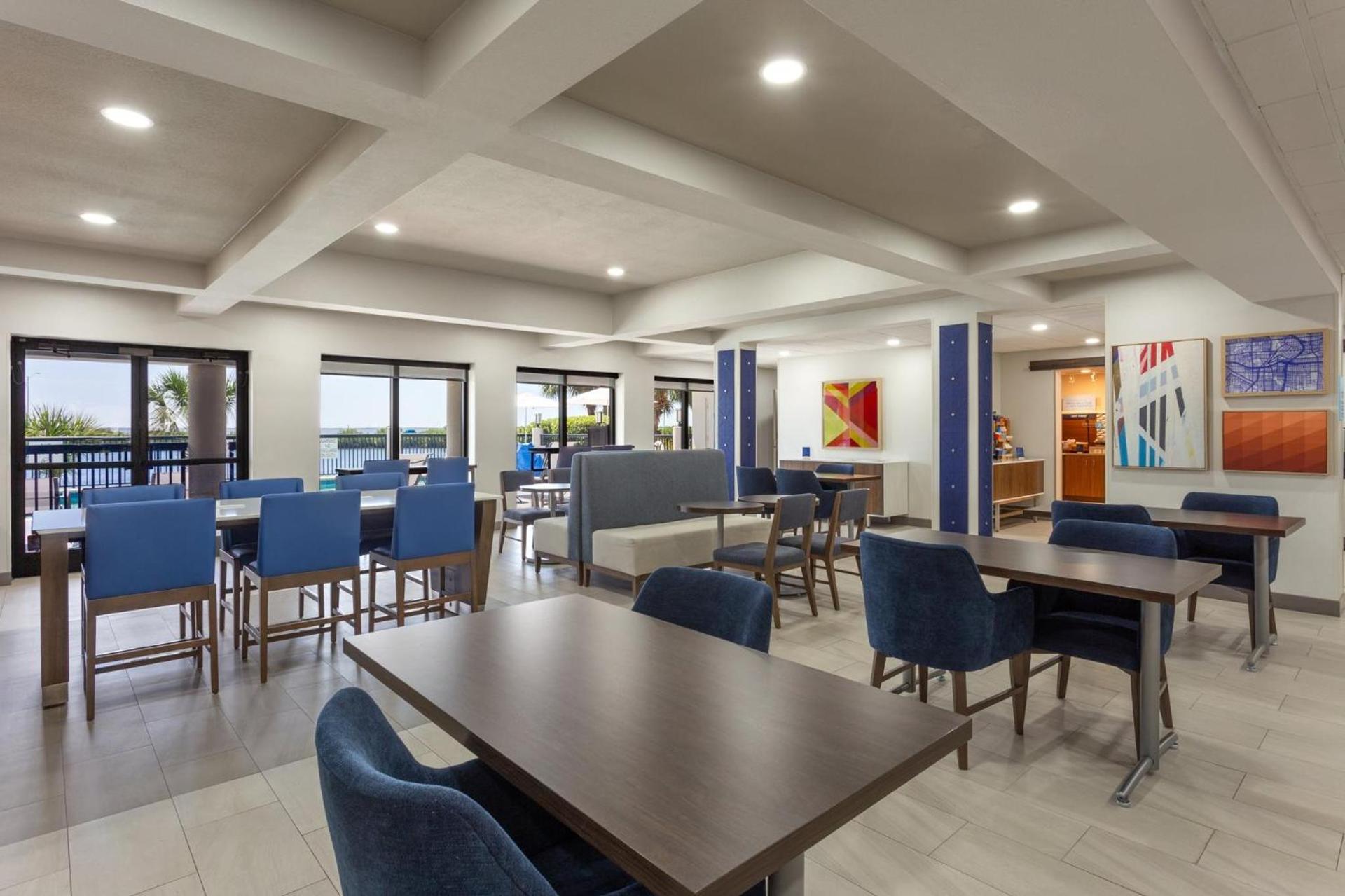 Holiday Inn Express Hotel & Suites Tampa-Rocky Point Island by IHG photo 32
