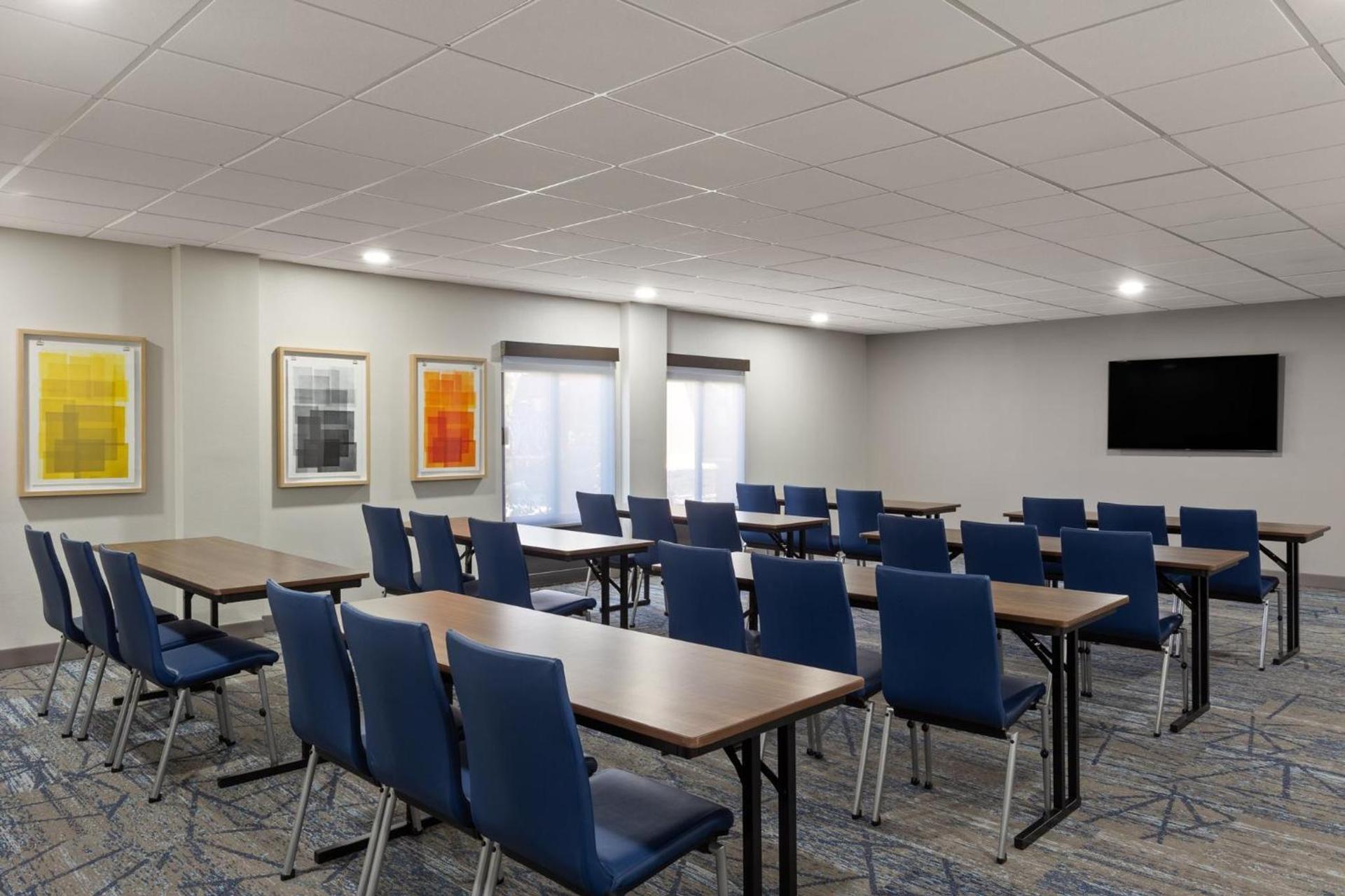 Holiday Inn Express Hotel & Suites Tampa-Rocky Point Island by IHG photo 31