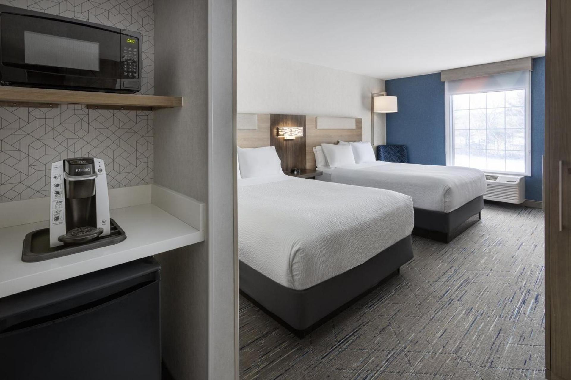 Holiday Inn Express Hotel & Suites Brattleboro by IHG photo 93