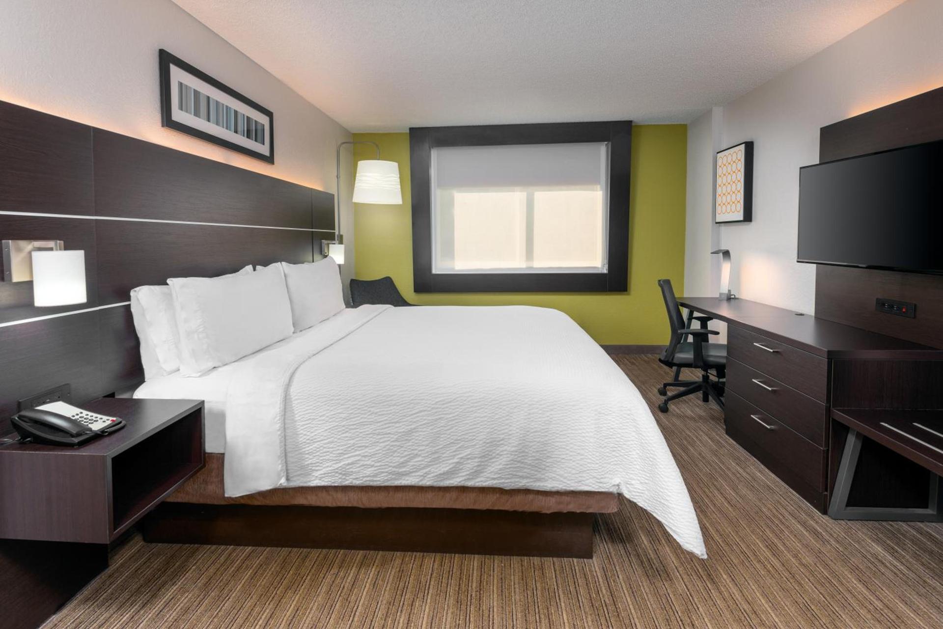 Holiday Inn Express Miami Airport Doral Area by IHG photo 16