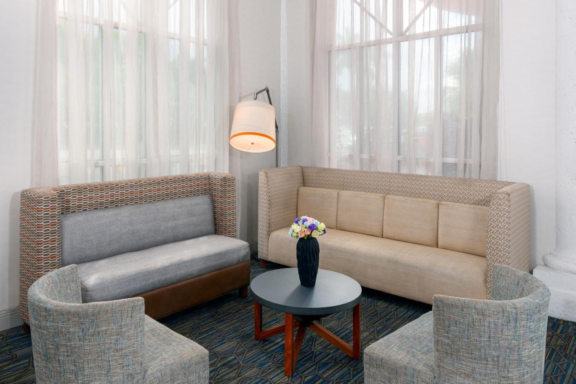 Holiday Inn Express Miami Airport Doral Area by IHG photo 25
