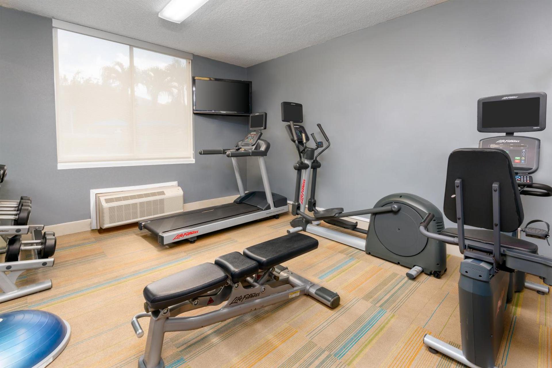 Holiday Inn Express Miami Airport Doral Area by IHG photo 27