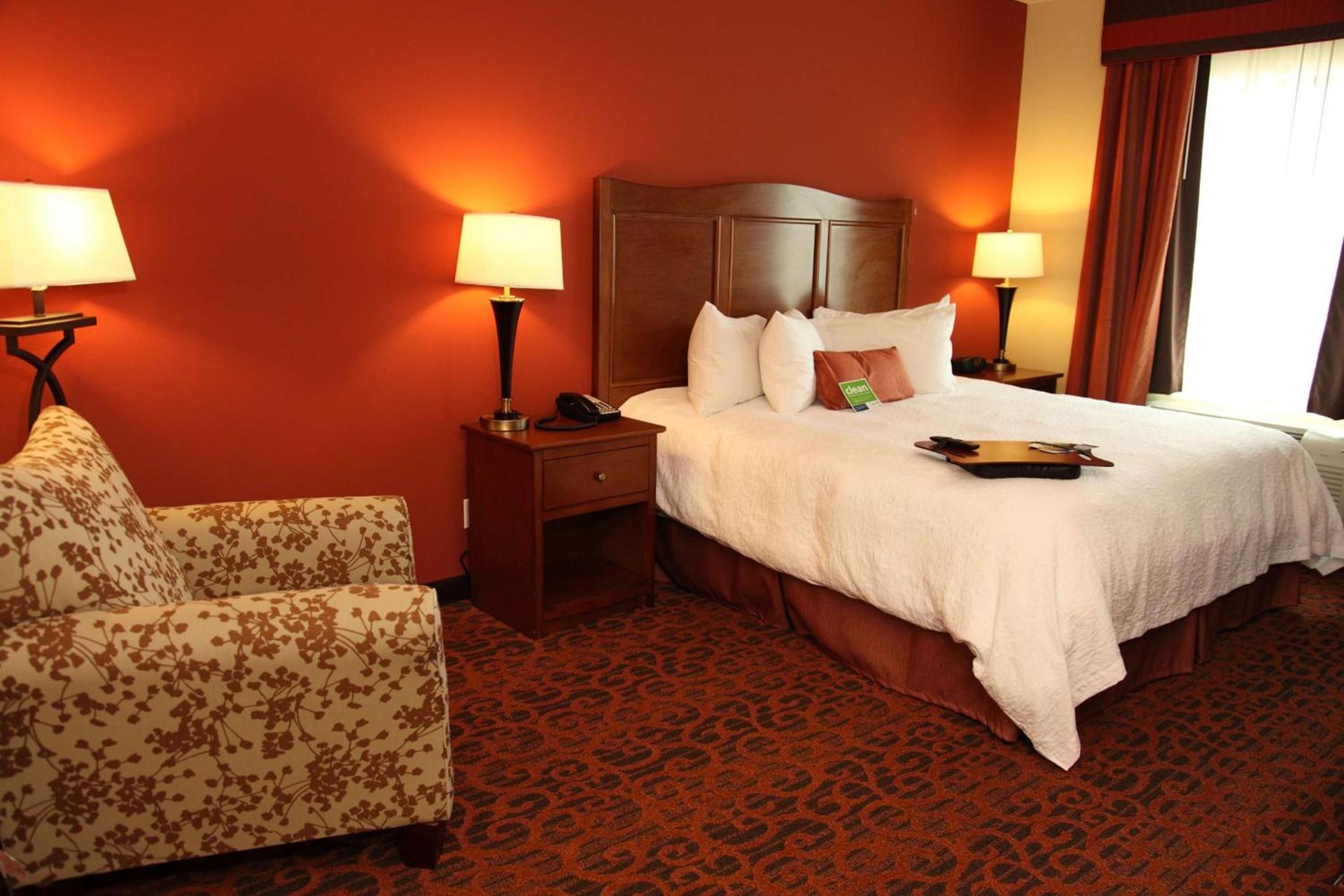 Hampton Inn & Suites Bastrop photo 11