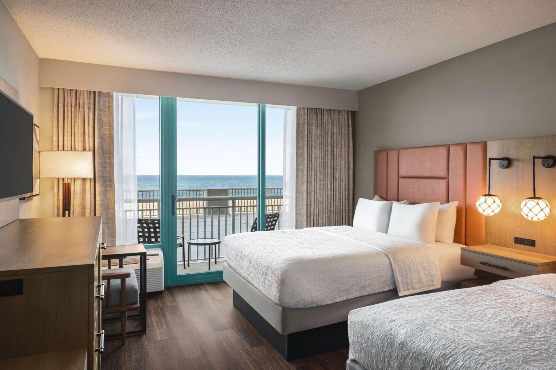 Hampton Inn Virginia Beach-Oceanfront South photo 42