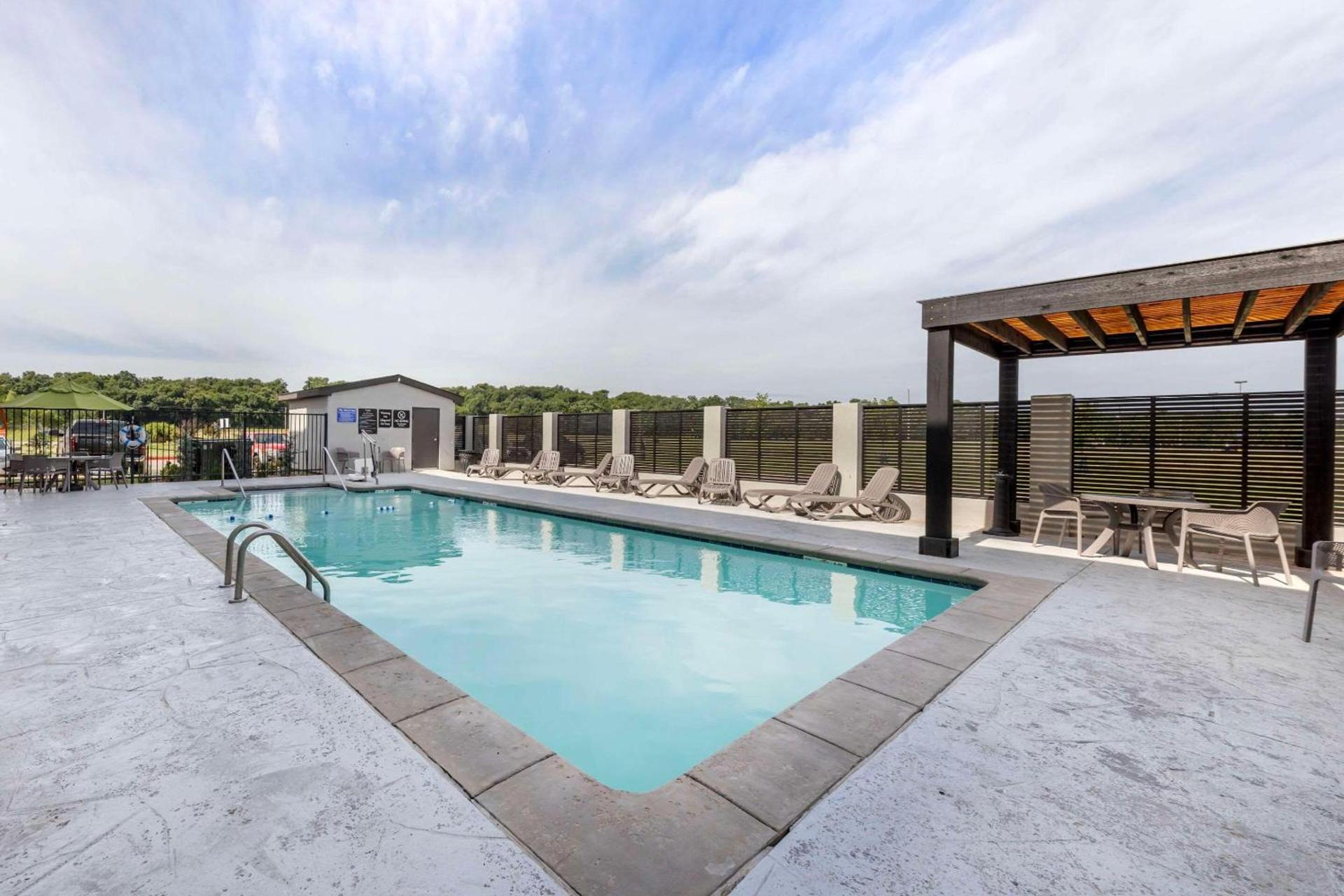 Garner Hotel Norman - University Area by IHG photo 32