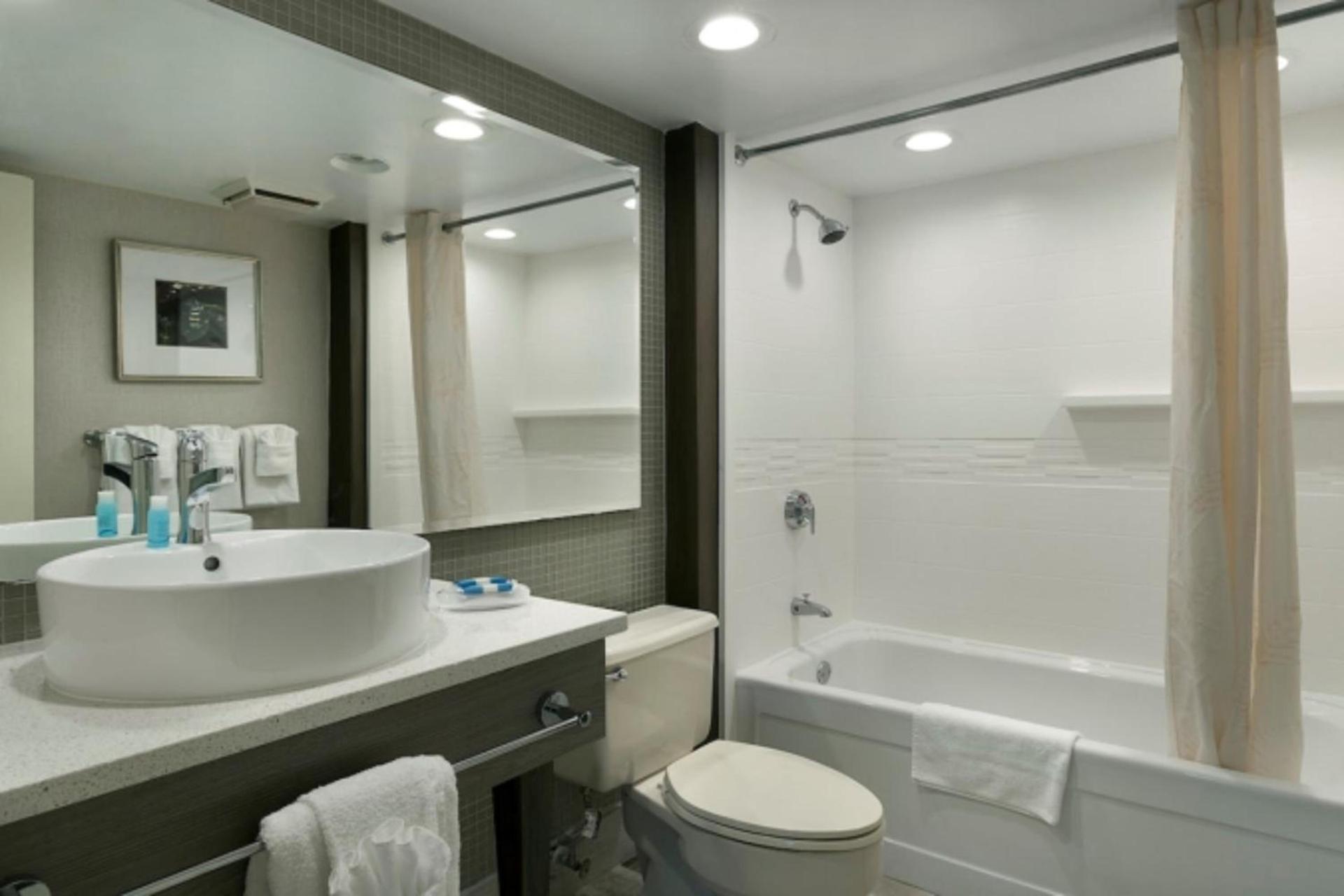 Breakers Resort Hotel photo 80