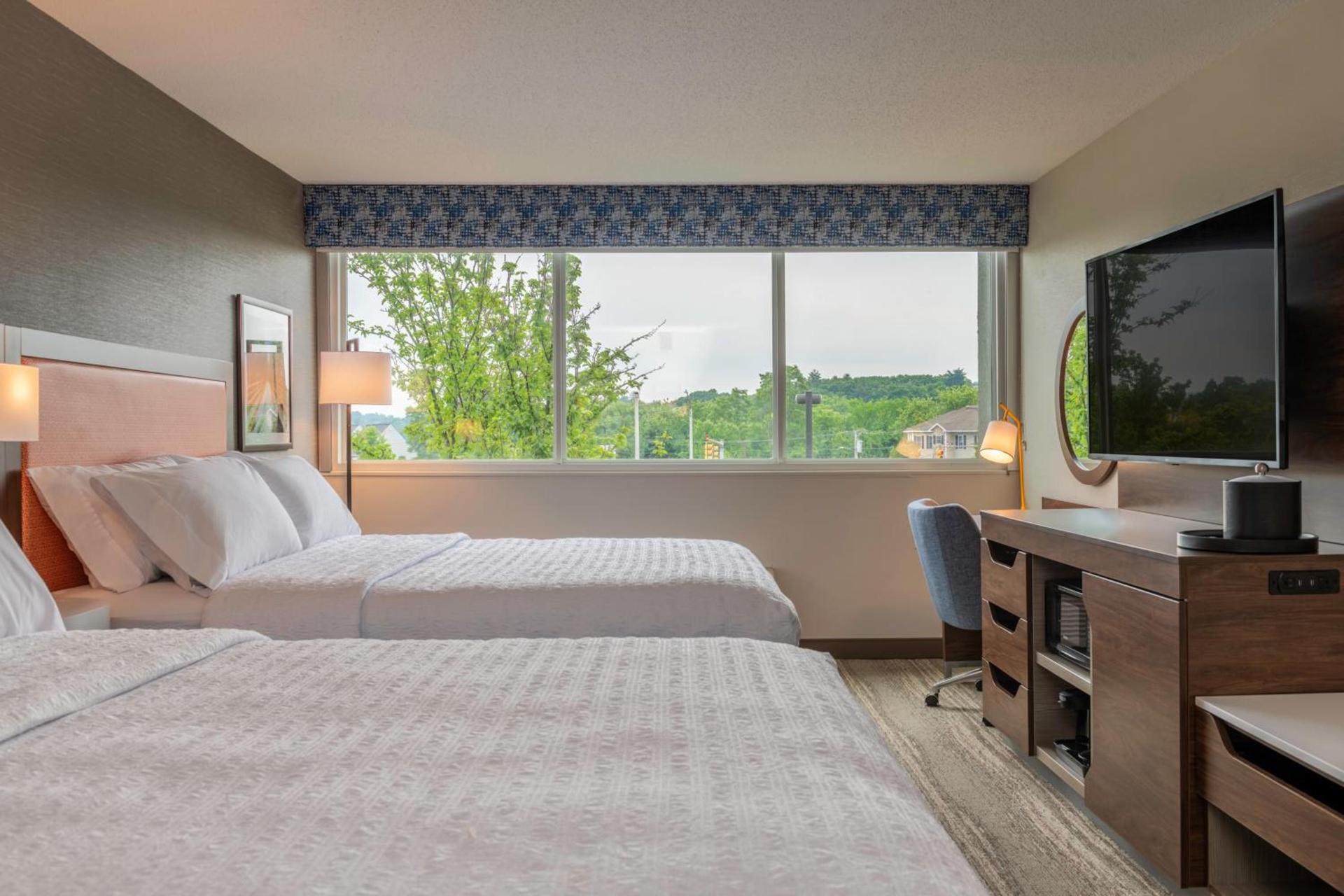 Hampton Inn Manchester Downtown photo 76