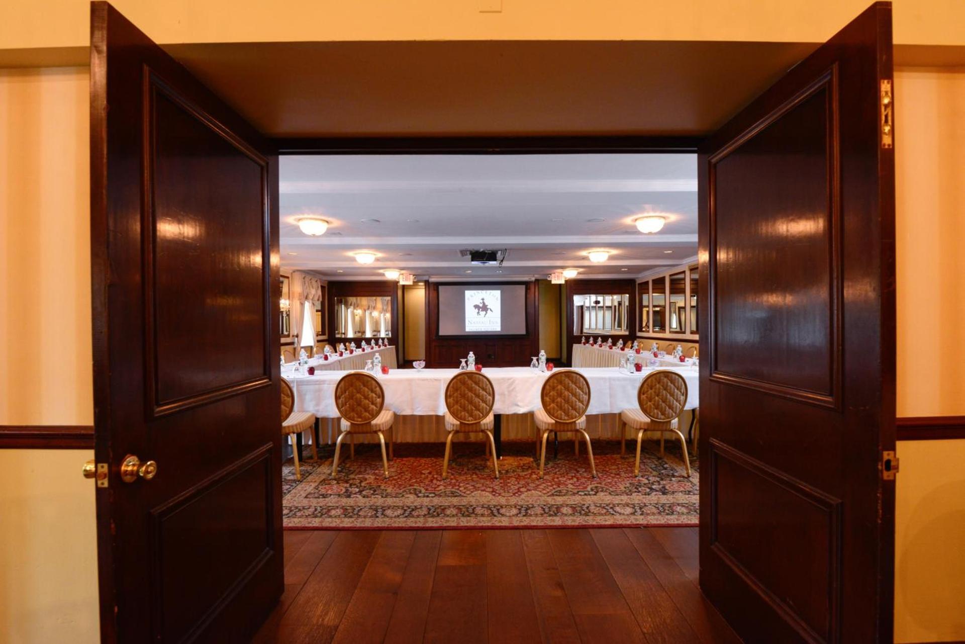 Nassau Inn photo 31