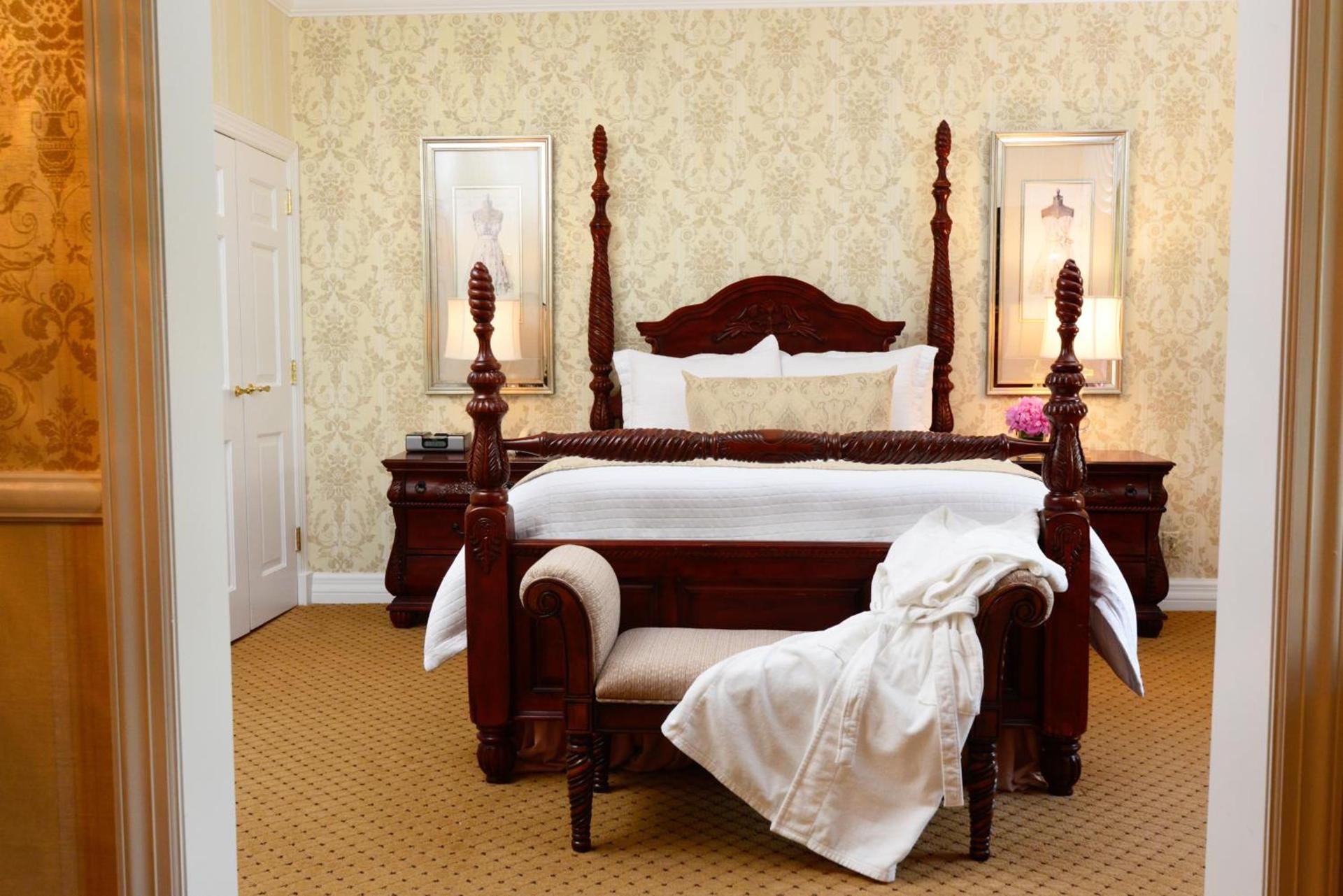 Nassau Inn photo 22