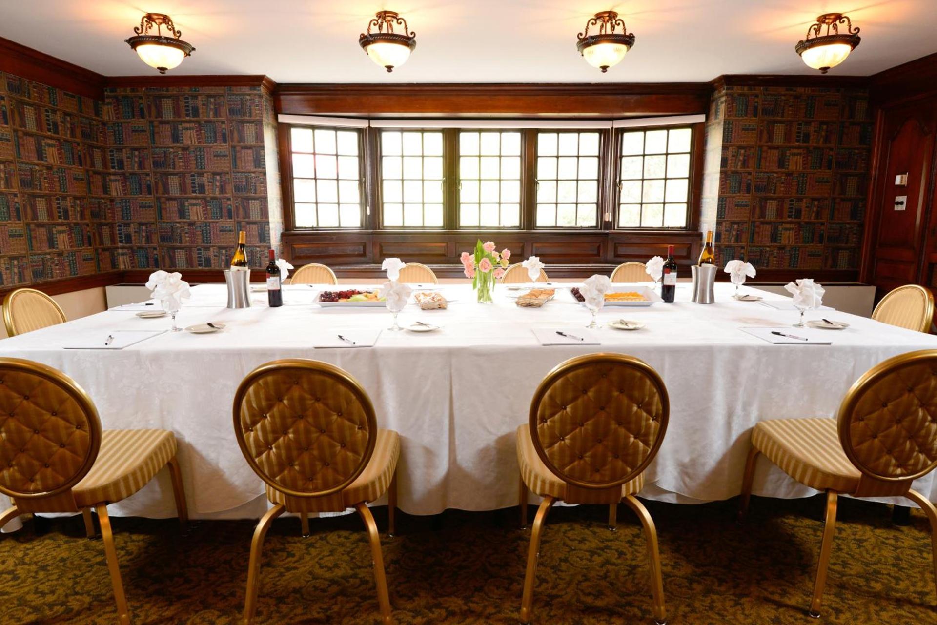 Nassau Inn photo 25