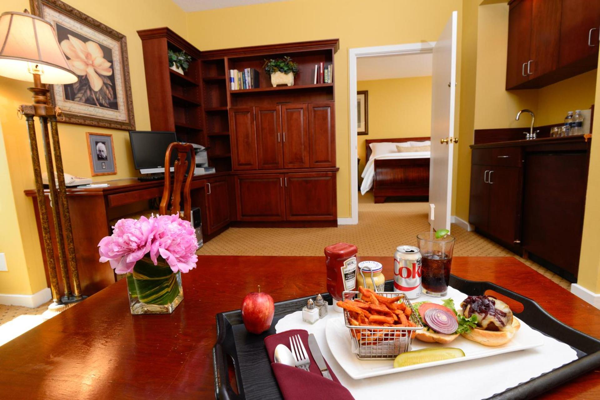 Nassau Inn photo 39